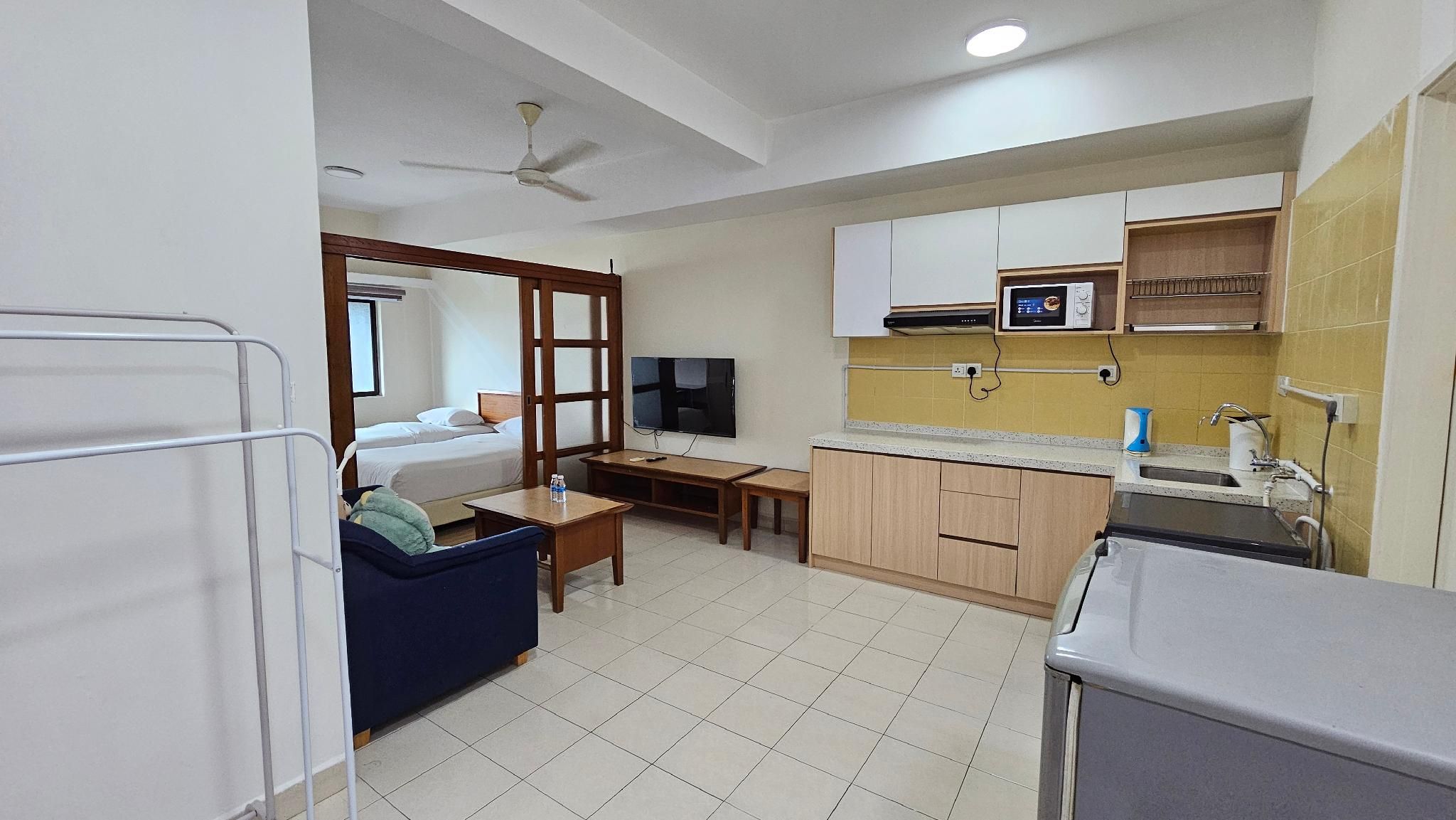One-Bedroom Apartment