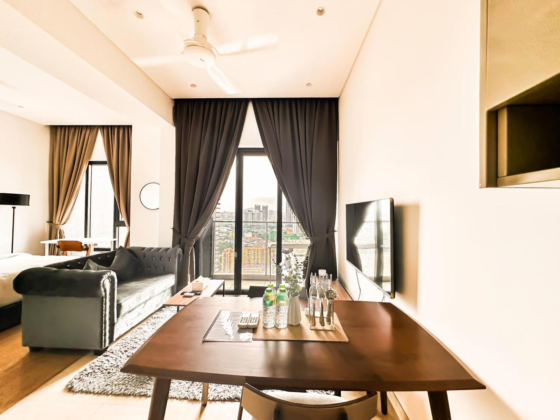 Studio Apartment