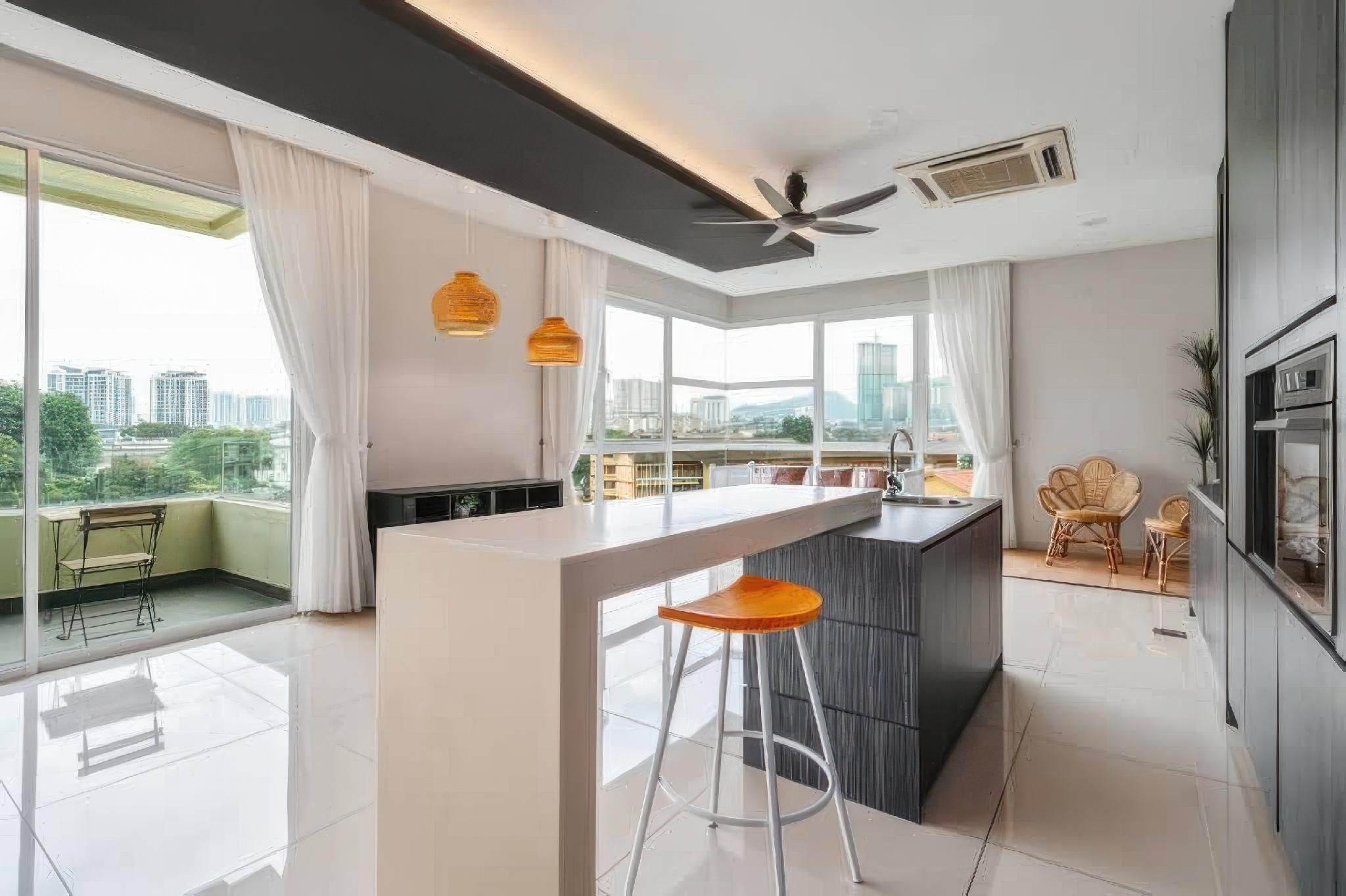 4 Bedroom Apartment