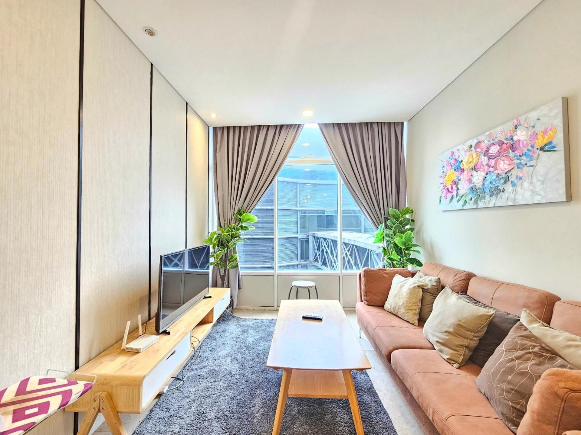 Three-Bedroom Apartment - High Floor