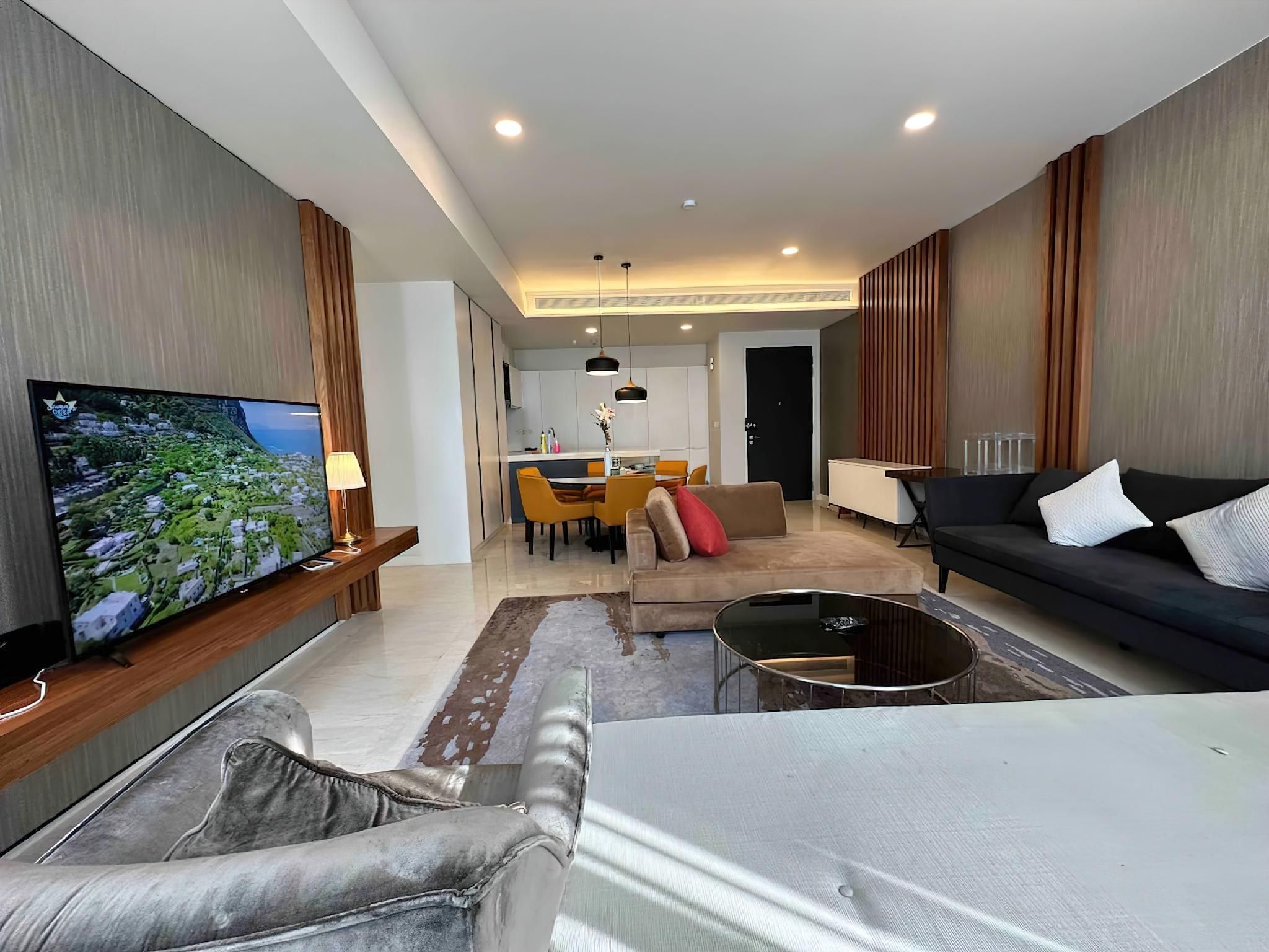 2 Bedroom