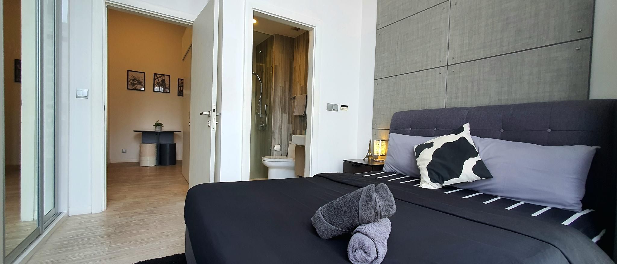 2 Bedroom - 2 Bath Family Superior Suite