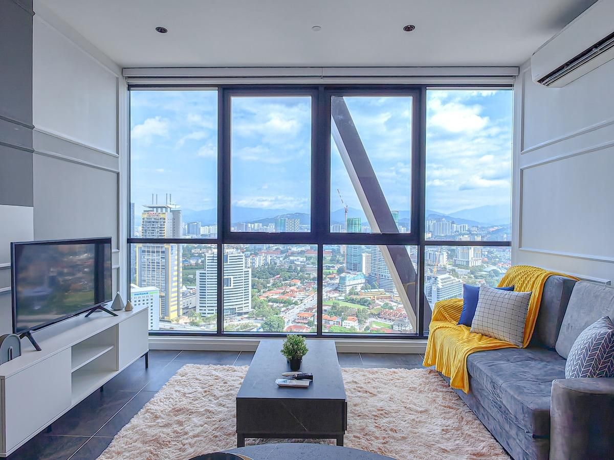 Lvl 42 Premier Lux 1 Bedroom Studio | Free Netlfix
