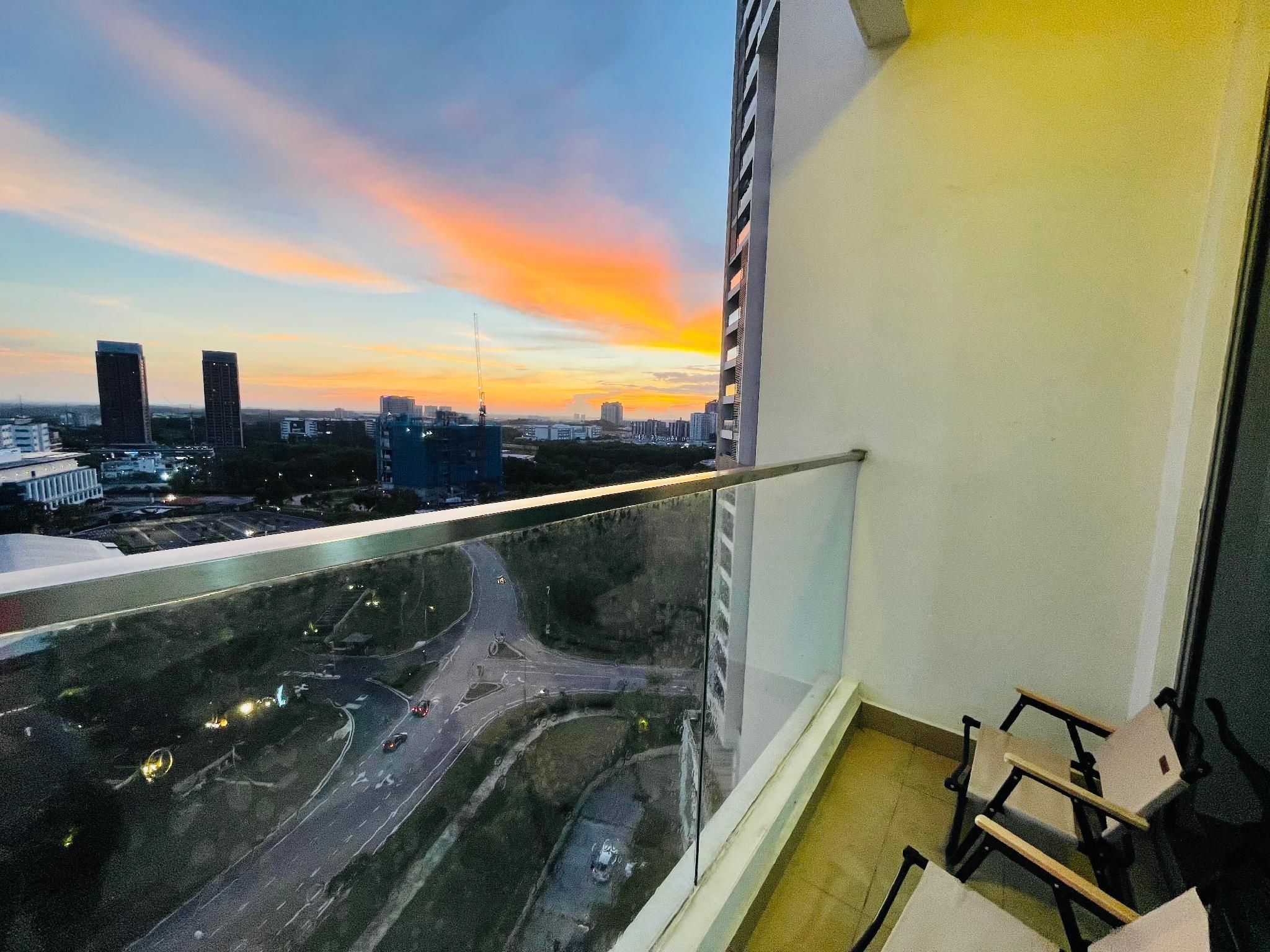 Studio in Cybersquare Nice View