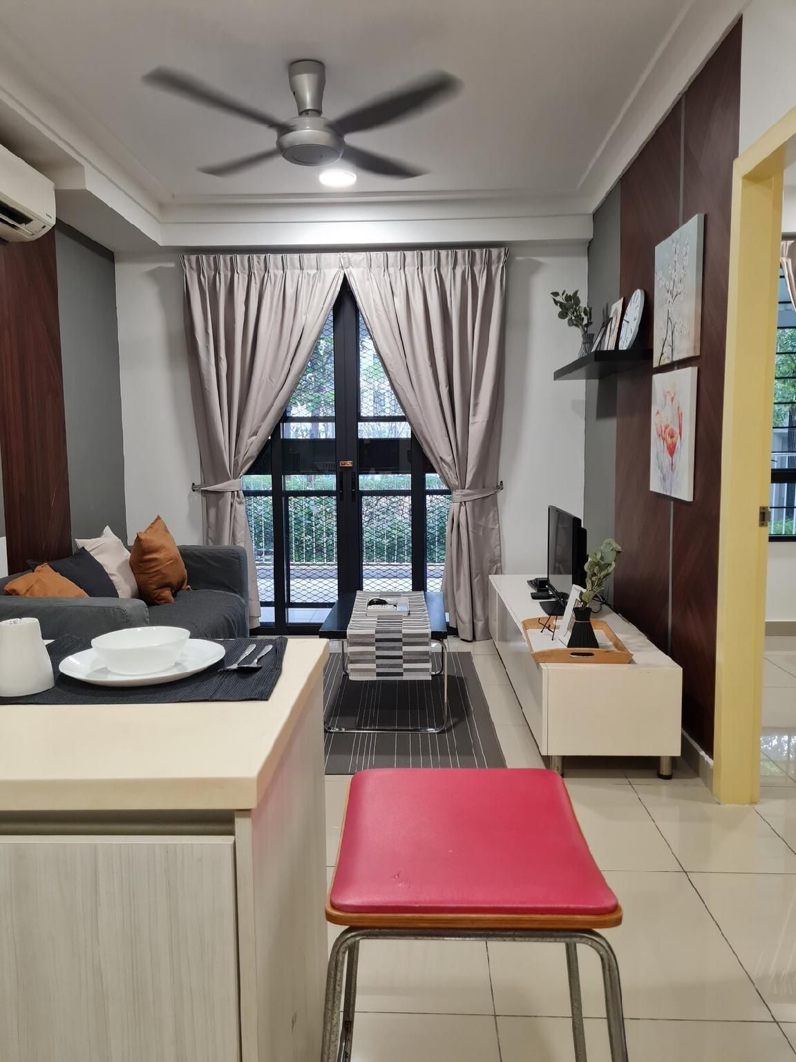 ZR 1 Bedroom Apartment @ Cyberjaya Netflix WI-FI