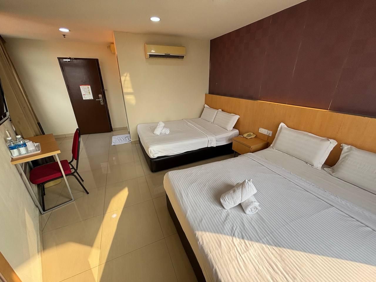 Signature Hotel Puchong 4Pax CozySuite 32