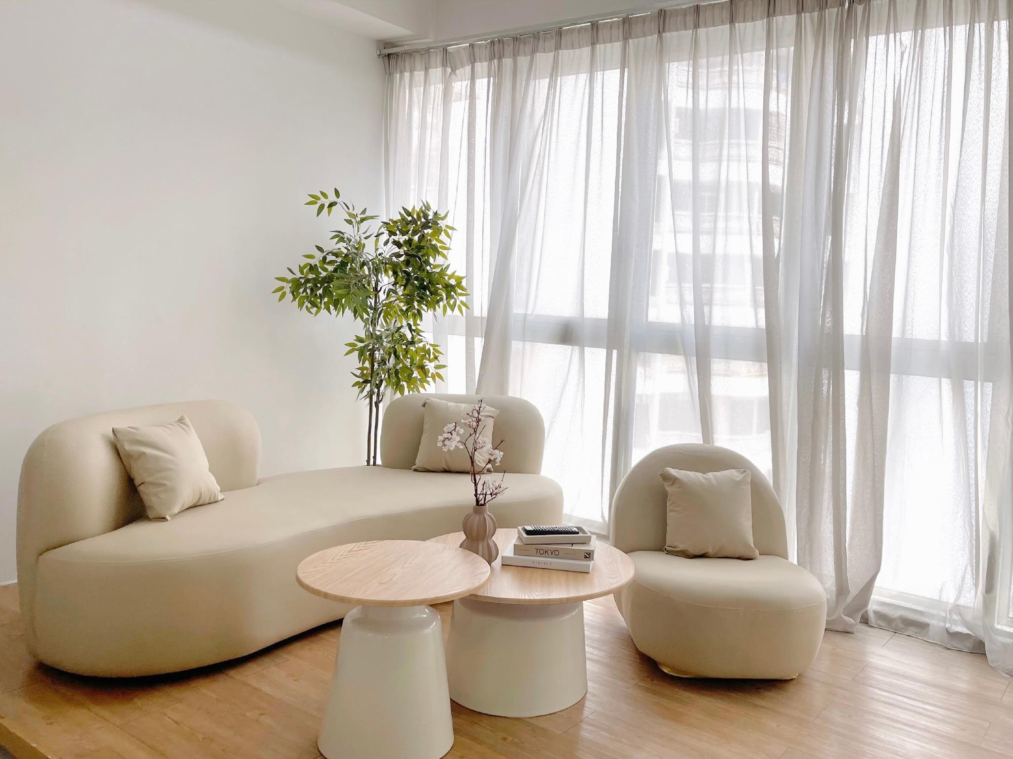 Deluxe One Bedroom Apartment