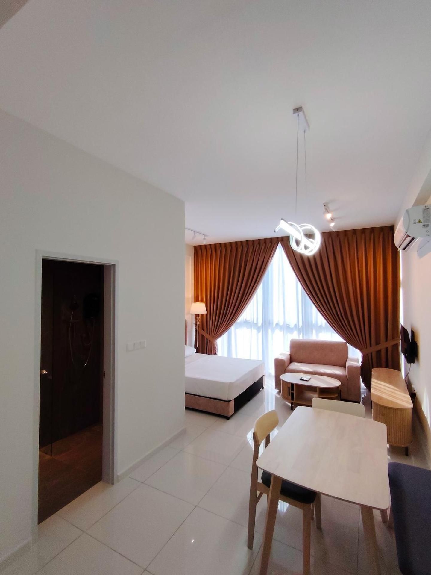 Deluxe Family Suite