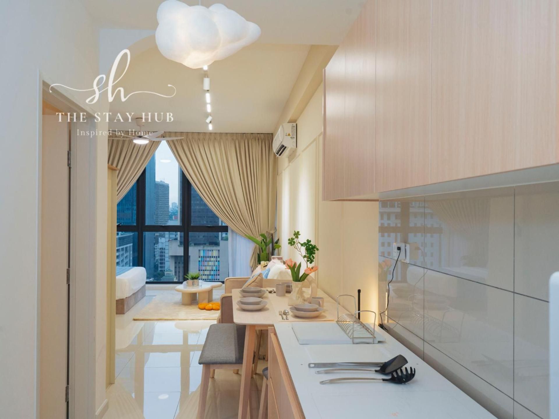 One-Bedroom Apartment With City View