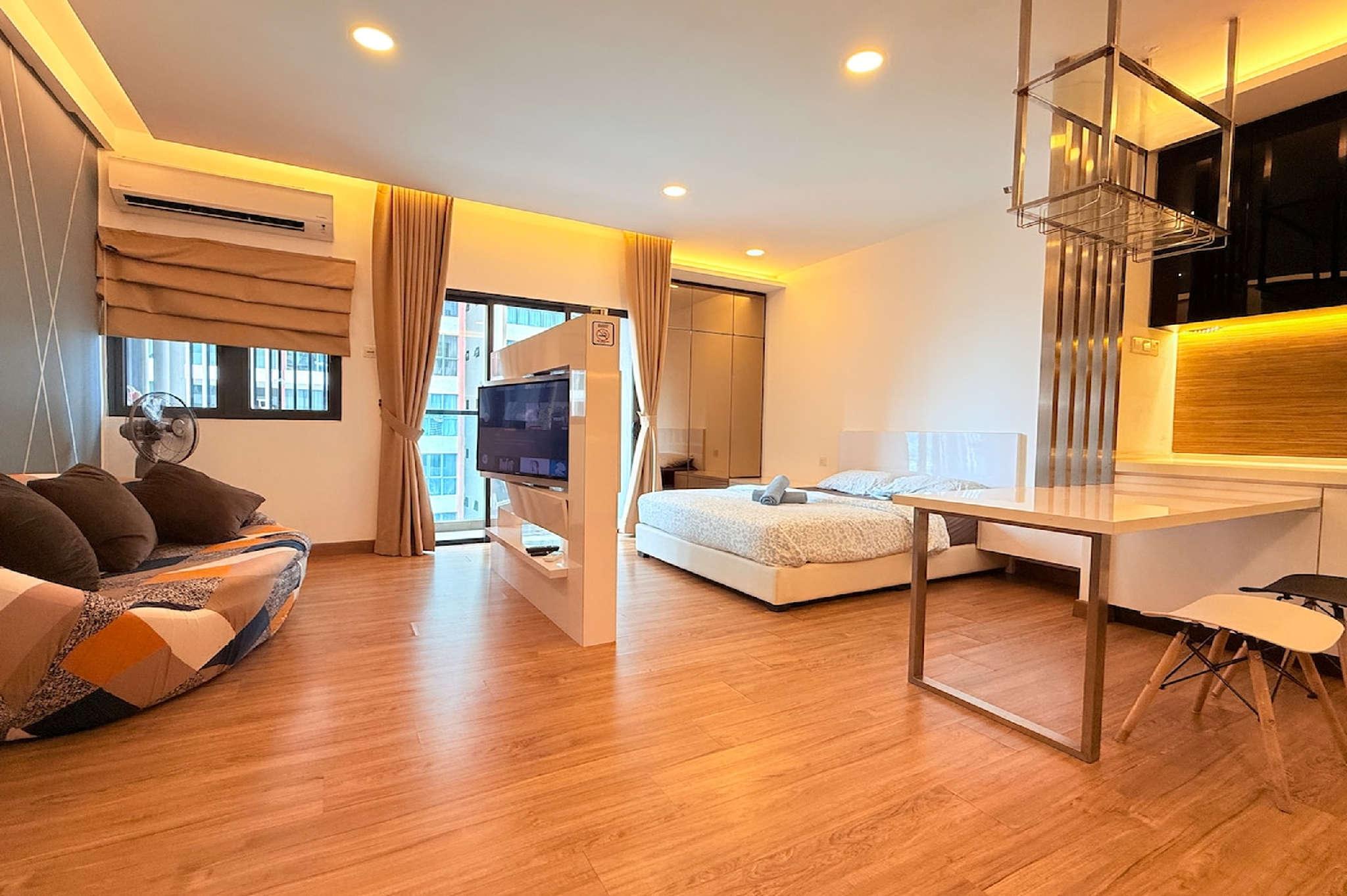 Studio Apartment