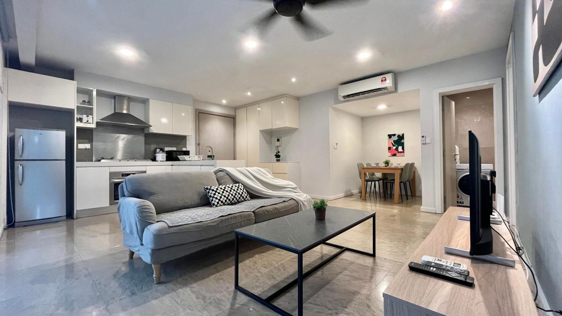One-Bedroom Apartment