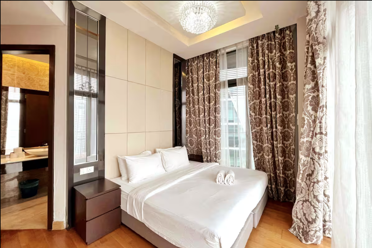 Nanas Dorsett 6pax Bukit Bintang Pavilion KL 93