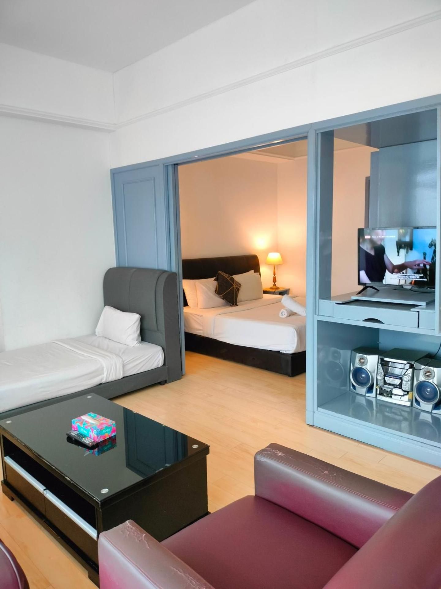 One-Bedroom Apartment