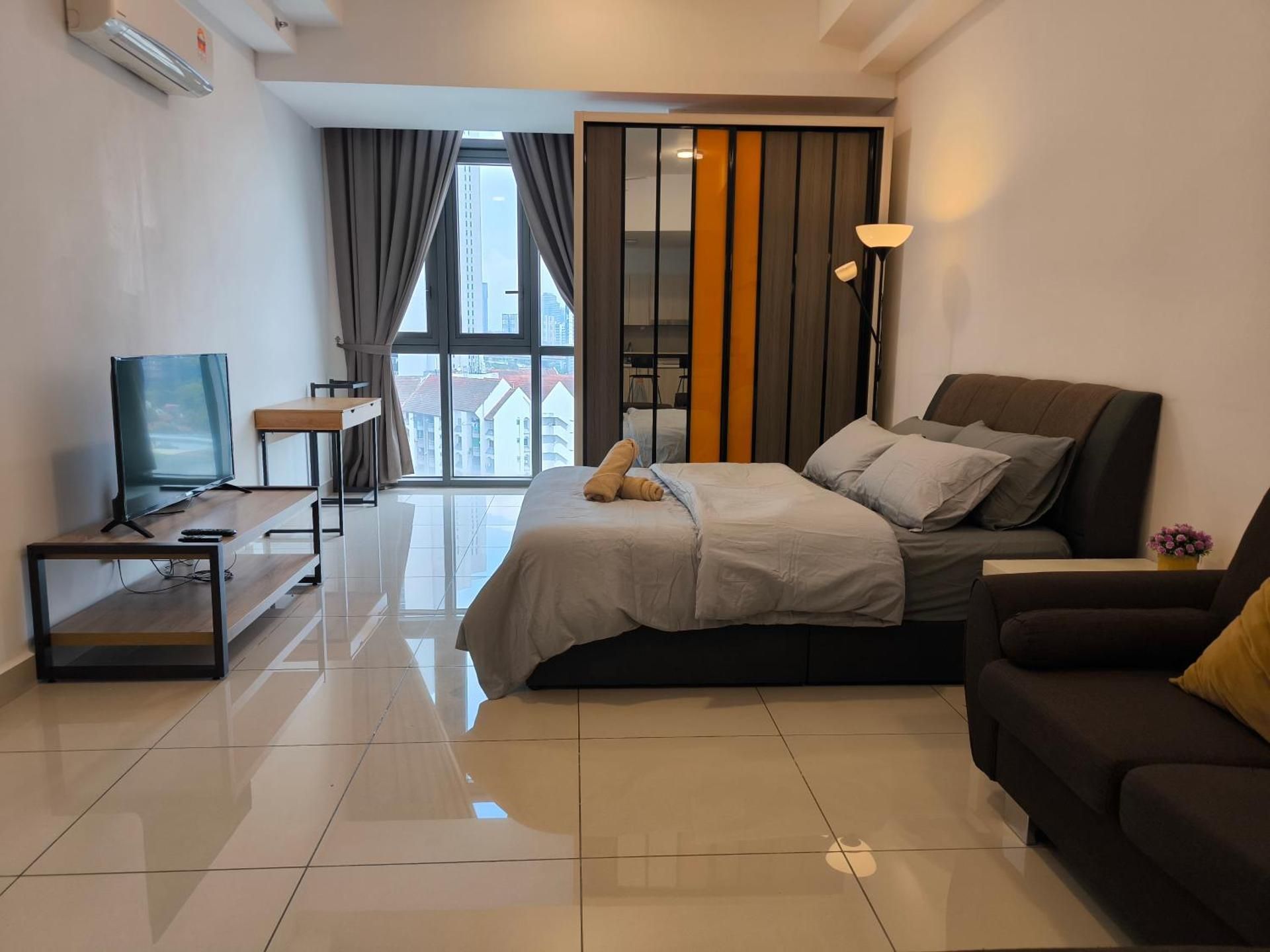One-Bedroom Apartment