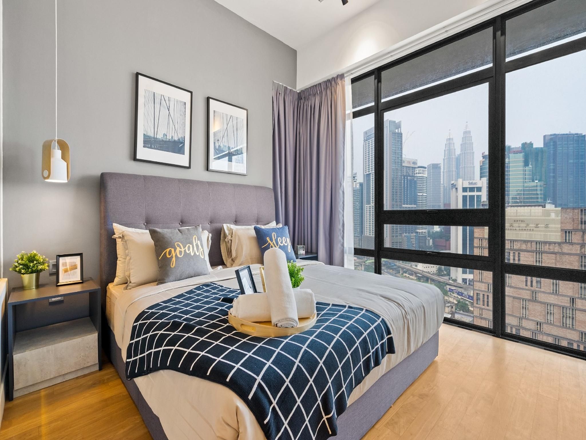 Premium 2-Bedroom