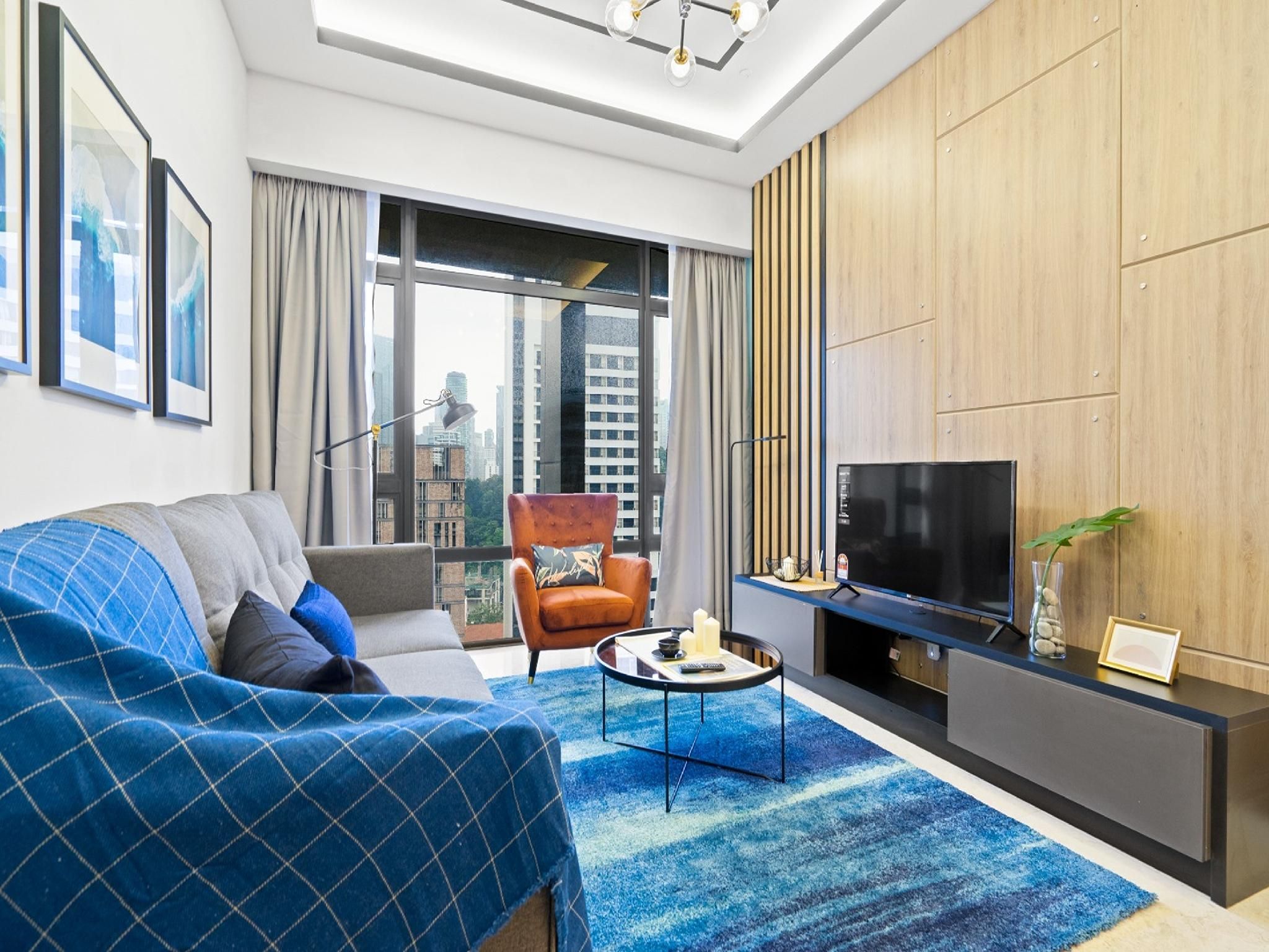 Premium Suite