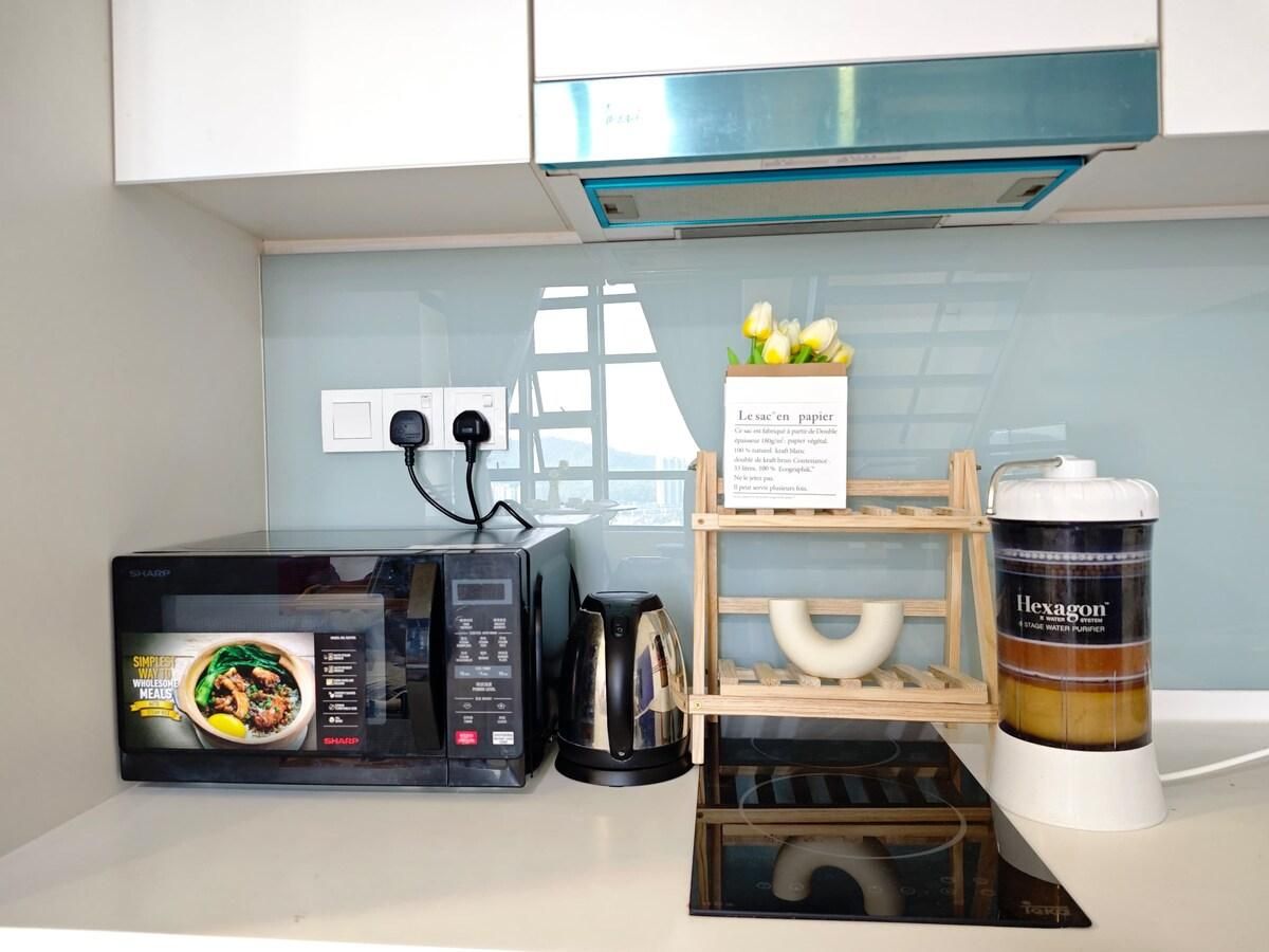 KLCC Loft: 15 Mins Away, Next to MRT
