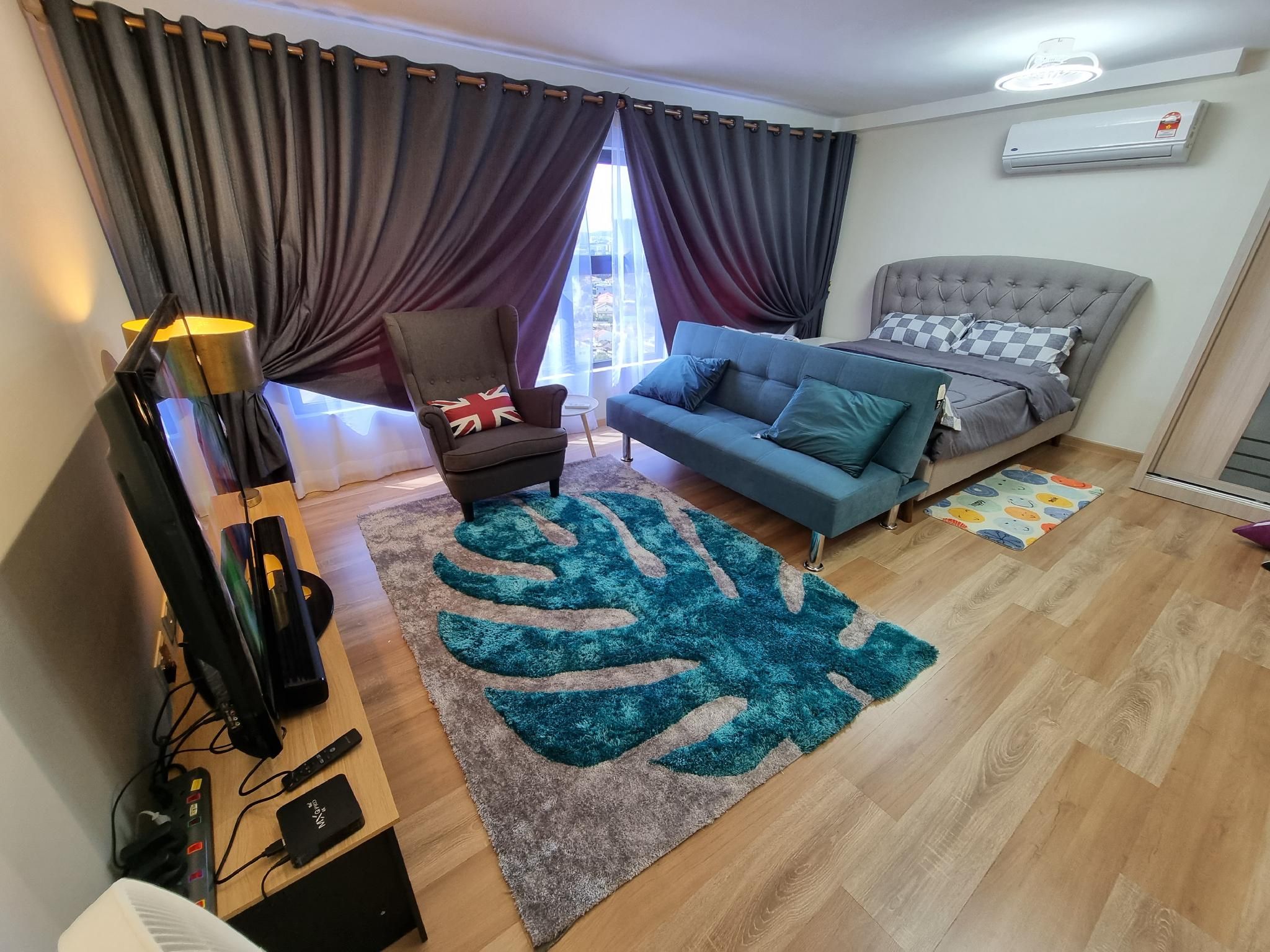 Arte Cheras 6Pax RetroDesign Pool 01