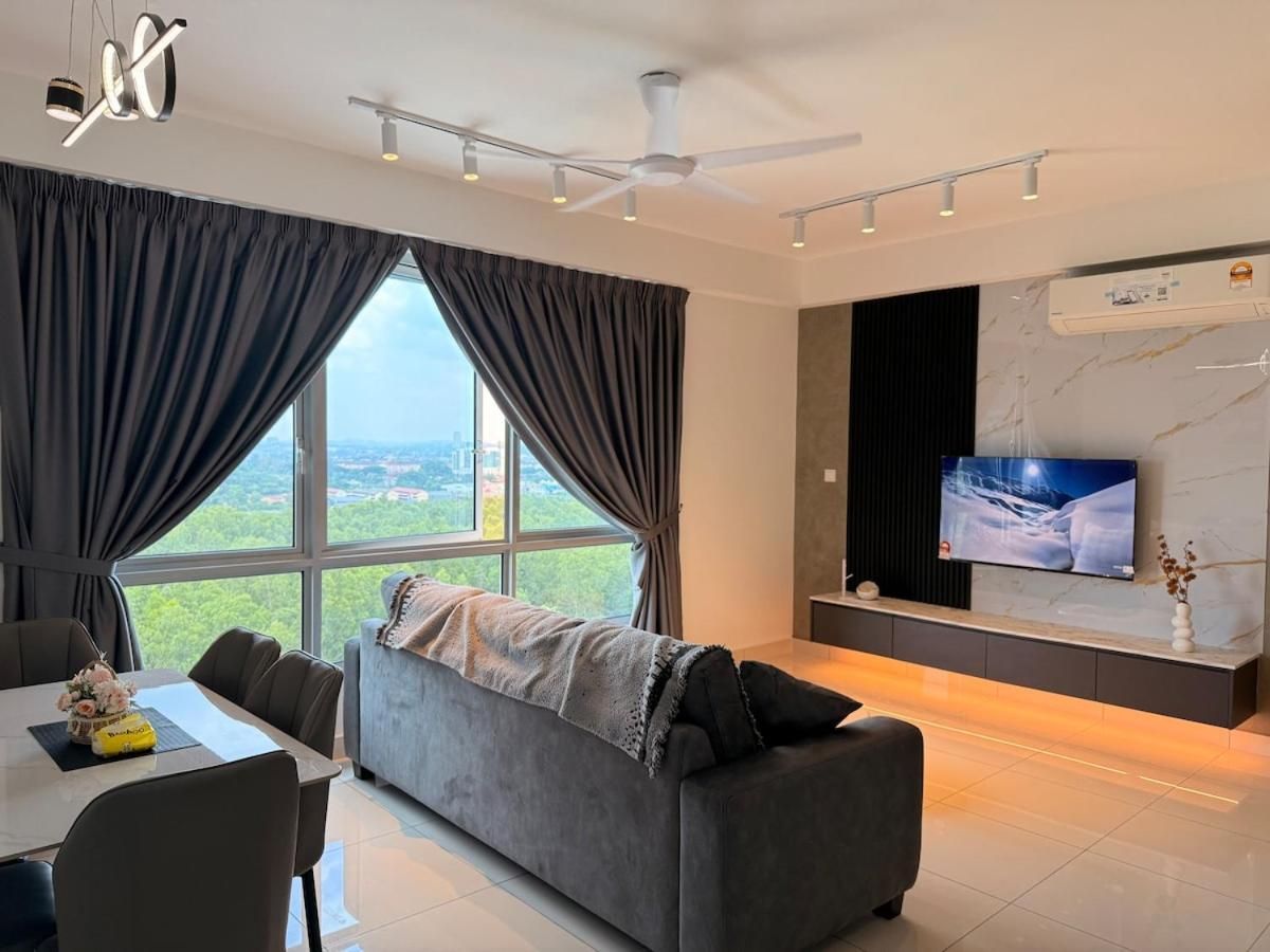 Three-Bedroom Apartment Suite