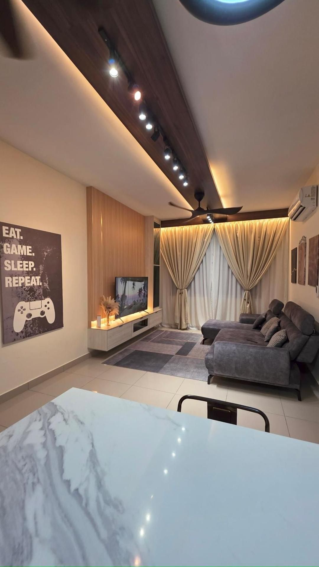 Three-Bedroom Apartment - High Floor