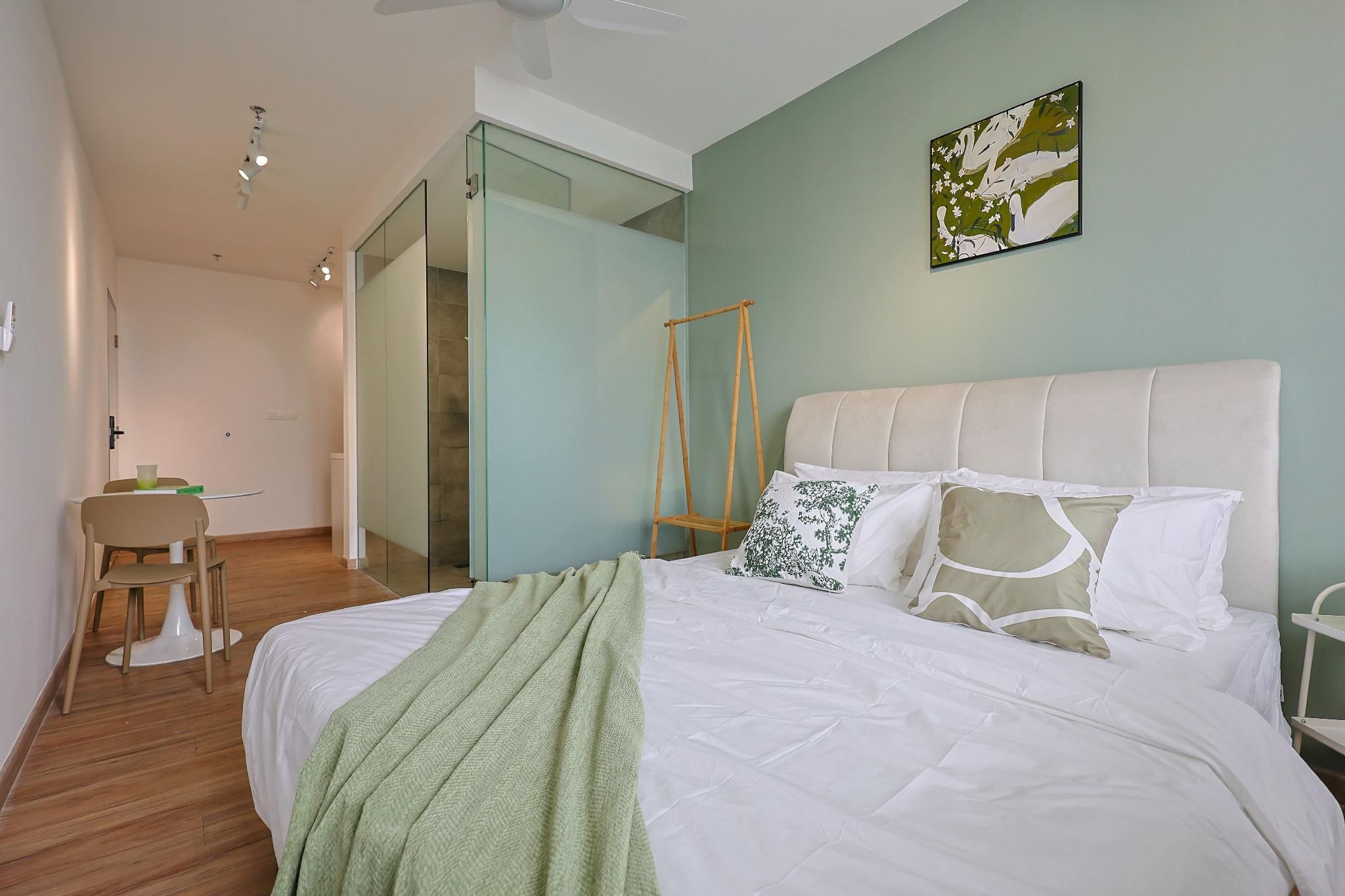 Green relax style 2Pax apartment by Nexx Field