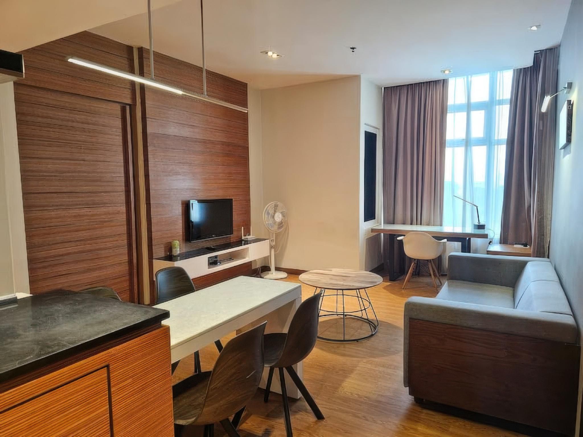 2 Bedroom