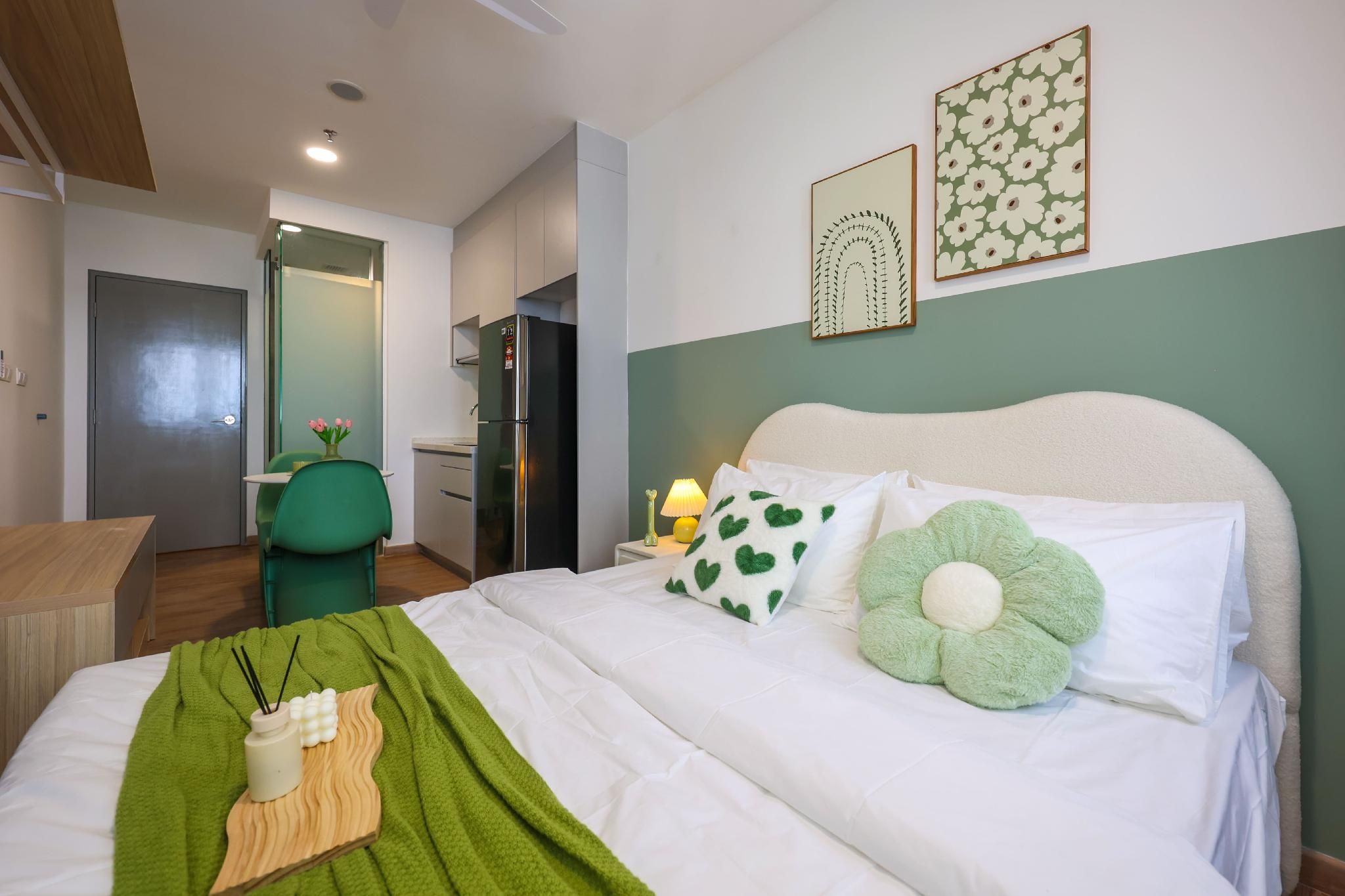 2Pax Greenery and Cozy Apartment with KL City View
