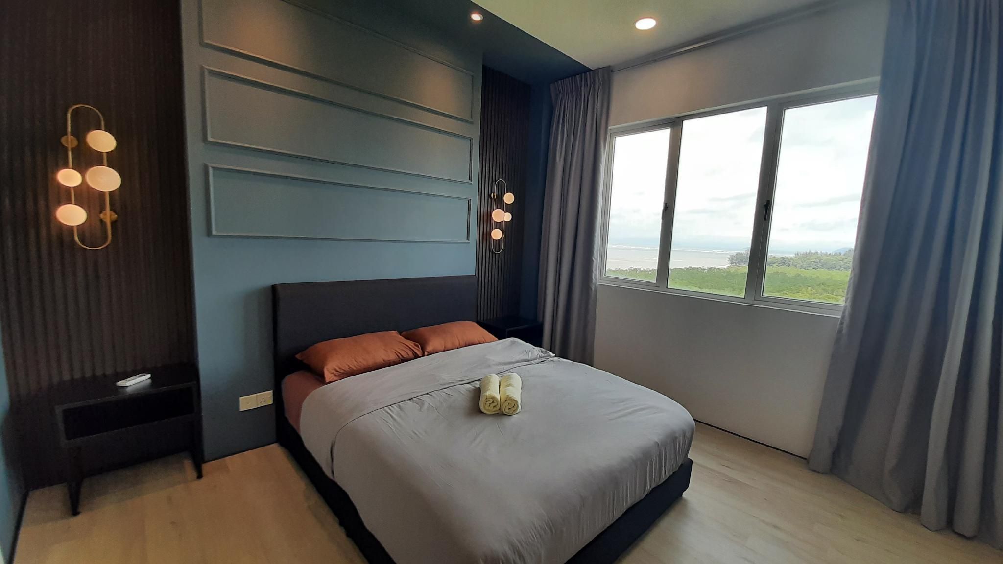 Santubong Suites 9 (Just Like Home) Damai Kuching.