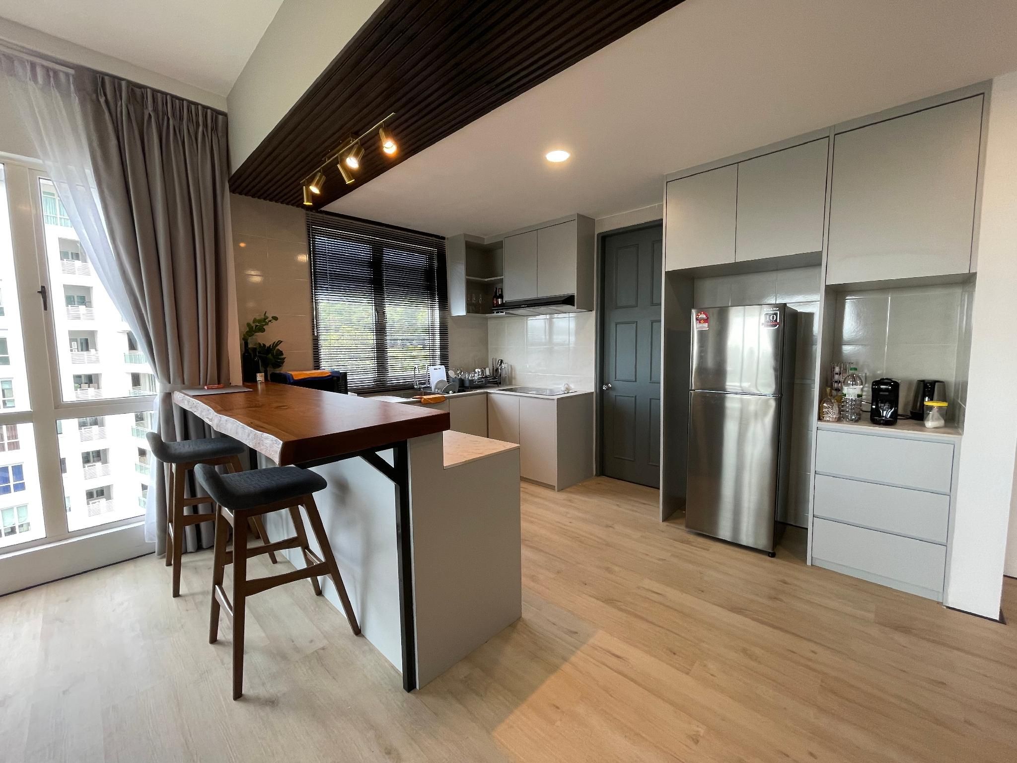 Santubong Suites 9 (Just Like Home) Damai Kuching.