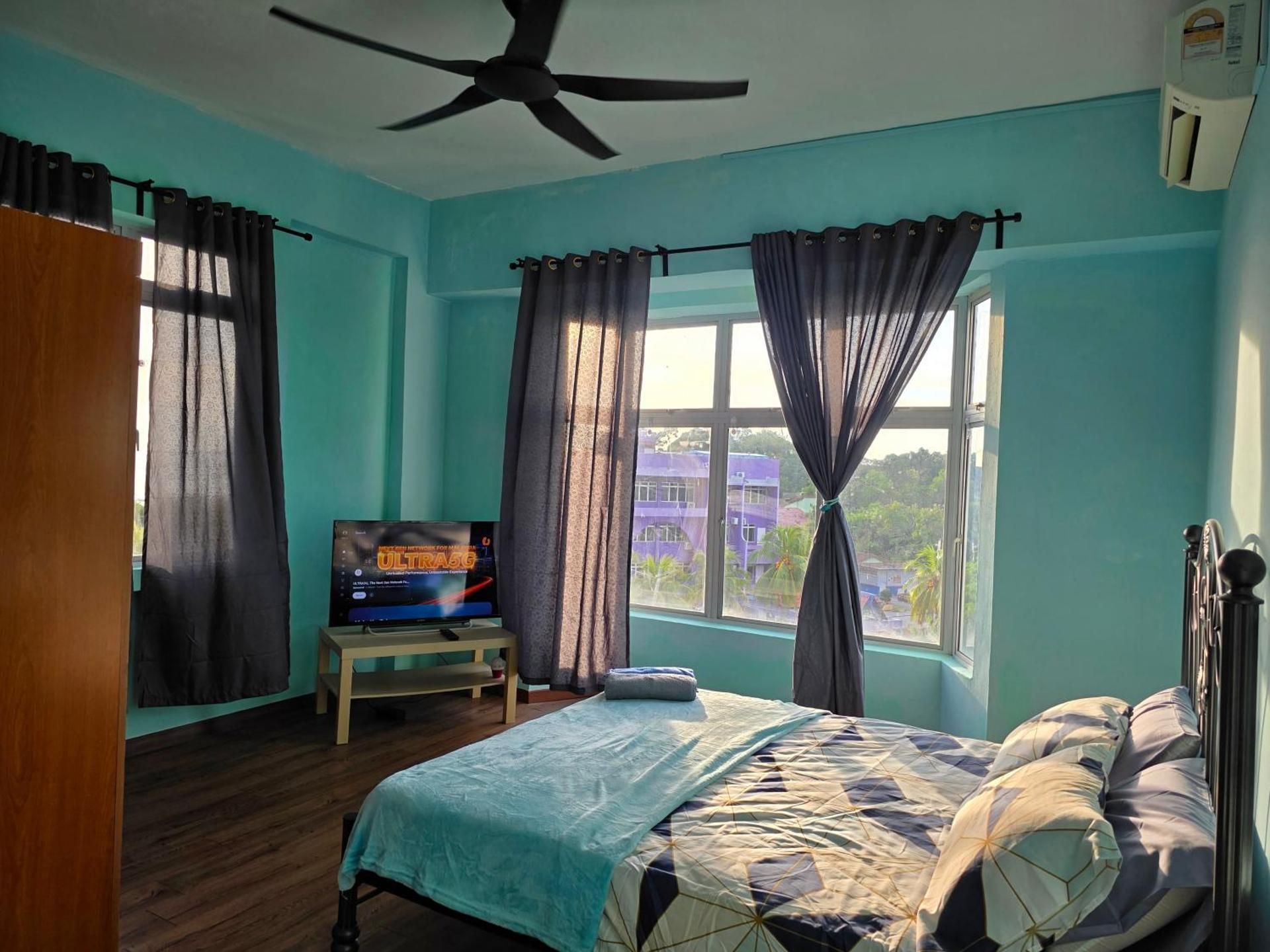 Three-Bedroom Apartment with Sea View