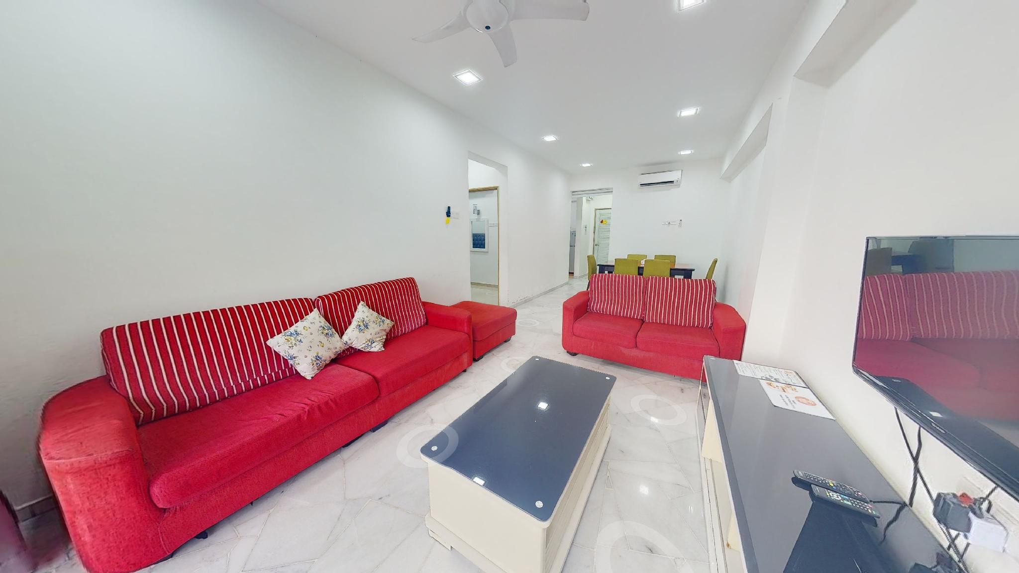 3 Rooms Glory Beach Resort Seaview Apartment