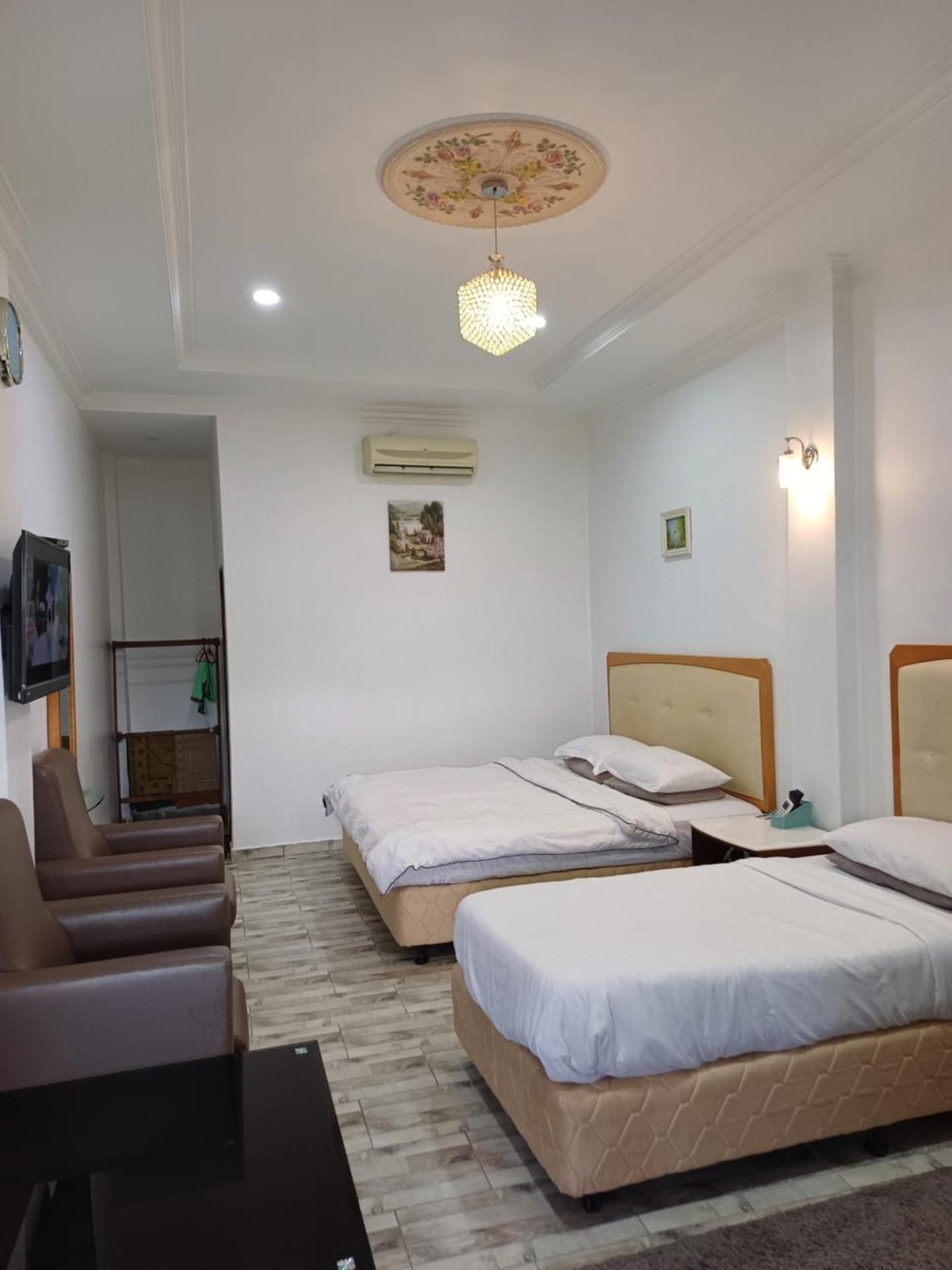 Quadruple Room with Private Bathroom