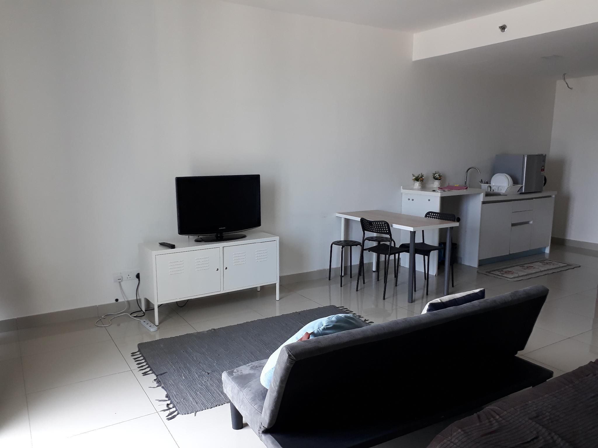 Wellness Homestay 21 @ Trefoil Setia City