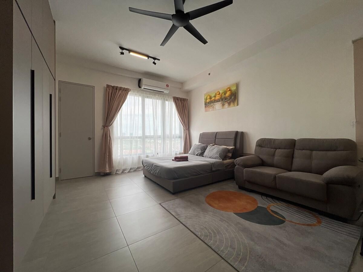 Sunsuria Forum @ Setia Alam - Azumi Homes