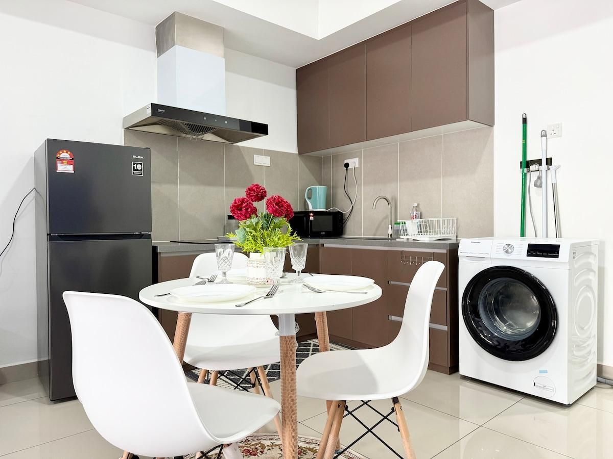 Stylish Blue Cozy Studio Alinea MOKA