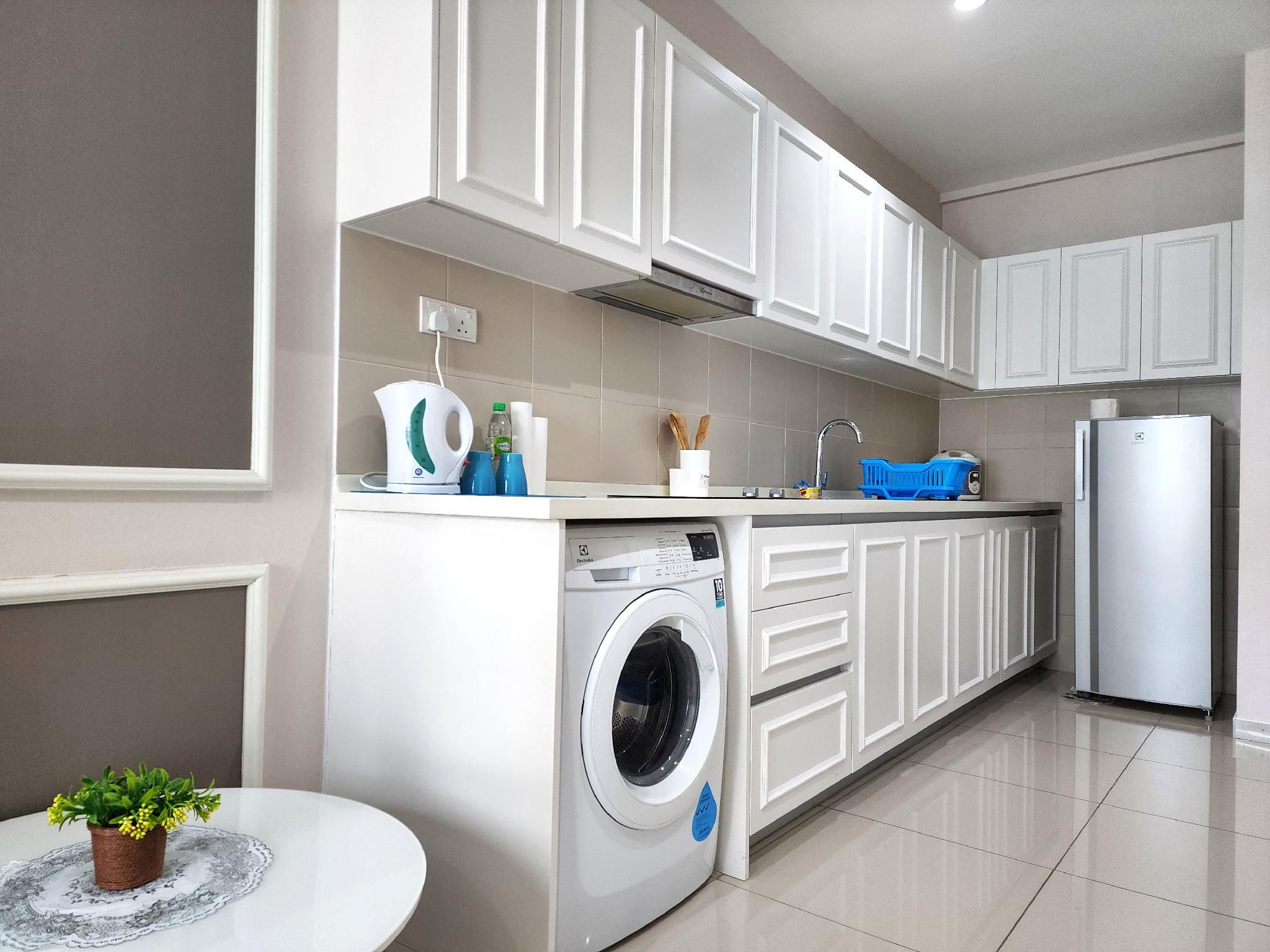 2 Bedroom Deluxe Suite
