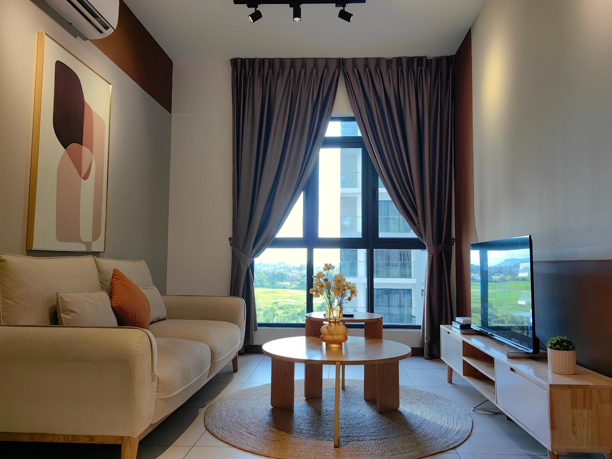 Near Airport FreeParking Balcony NewCozy 2BR 5 Pax