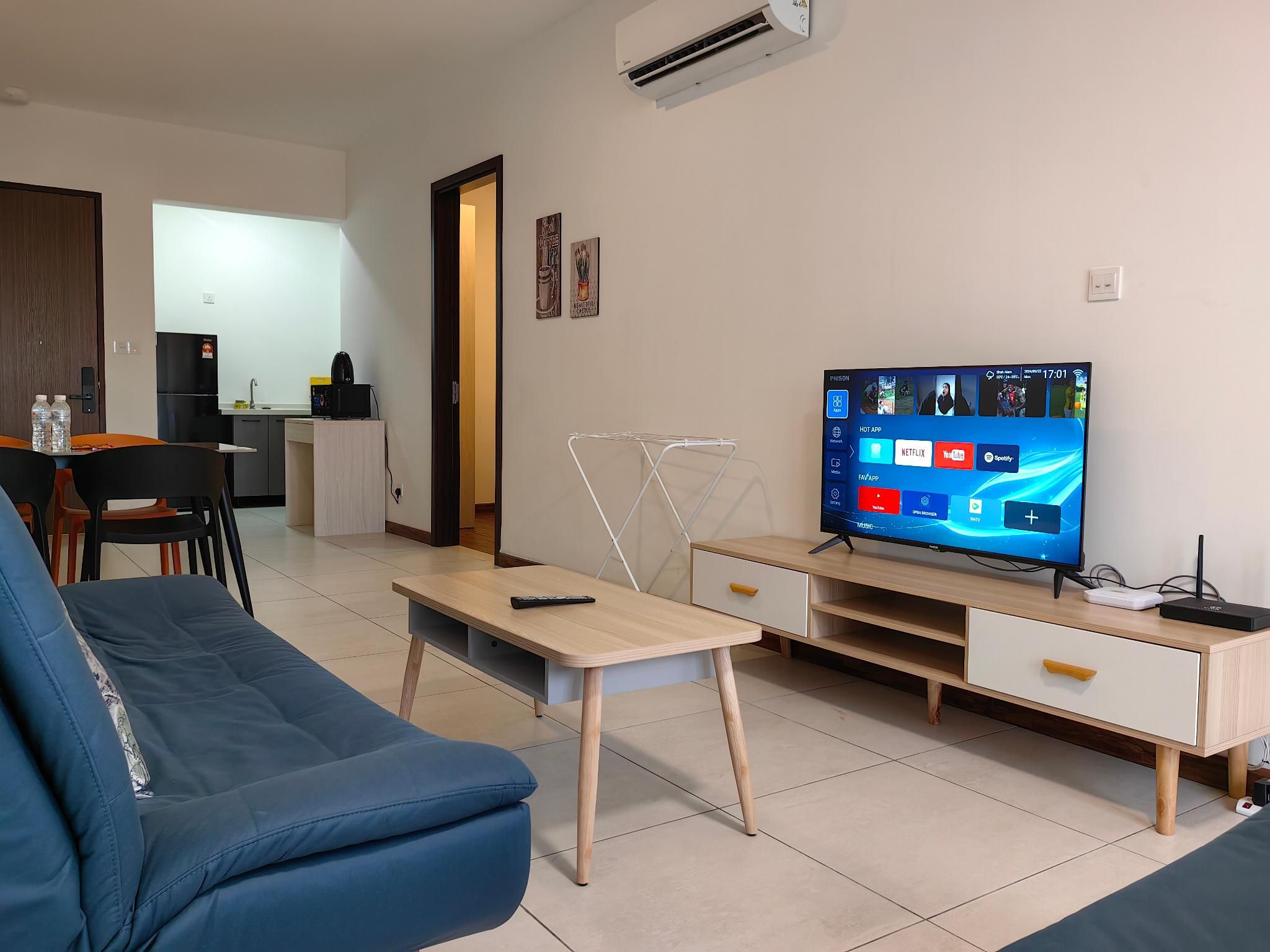 Near Airport|FreeParking|KAvenue|Family Room 6 Pax