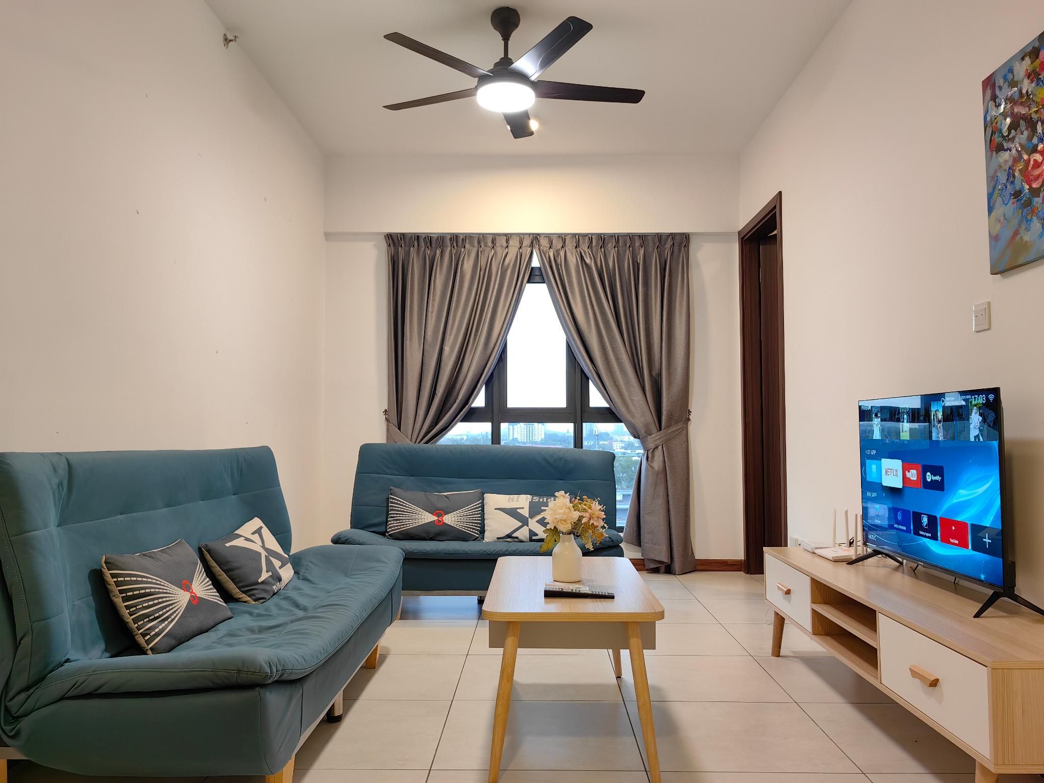 Near Airport FreeParking KAvenue Family Room 6 Pax