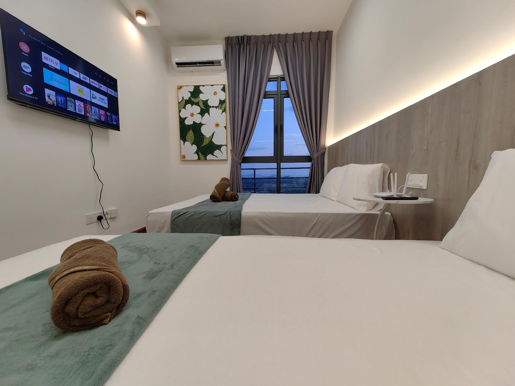 Sunset View High Floor K Avenue Private Room 3 Pax