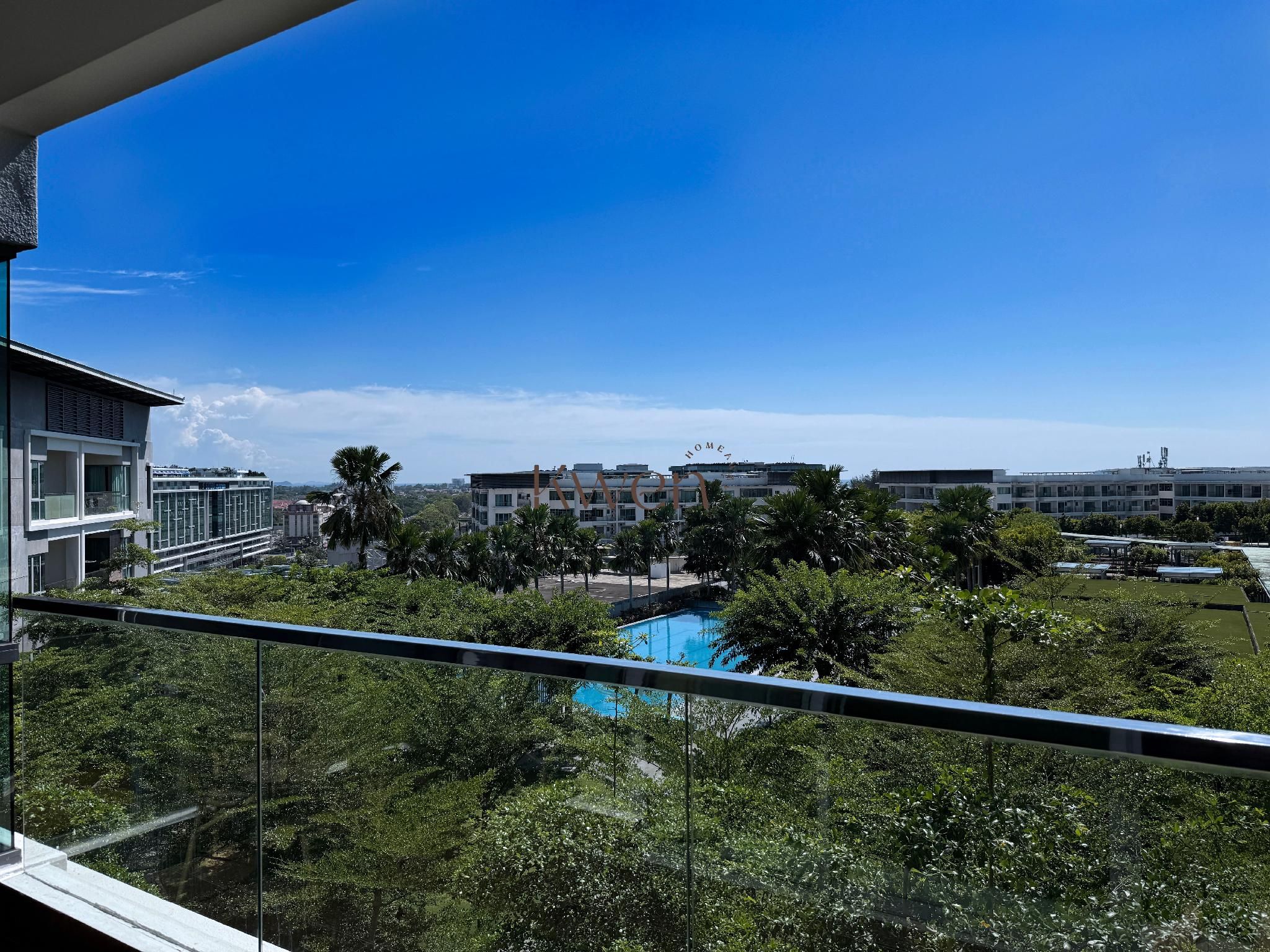 Kwen Loft E- Bloomview Hideaway Imago KK City 3br