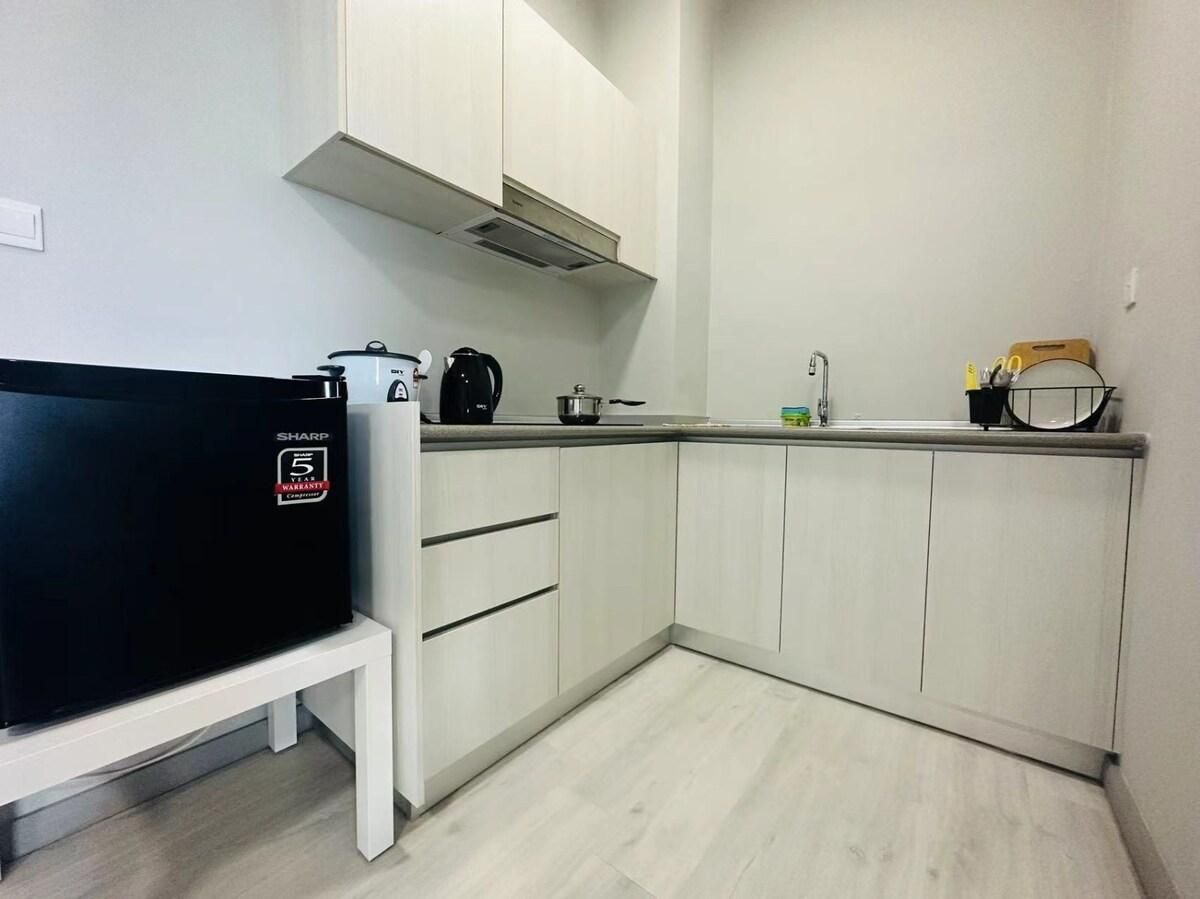 Seaview Homestay Jesselton Quay 15th (Near Gaya Street and the Pier)