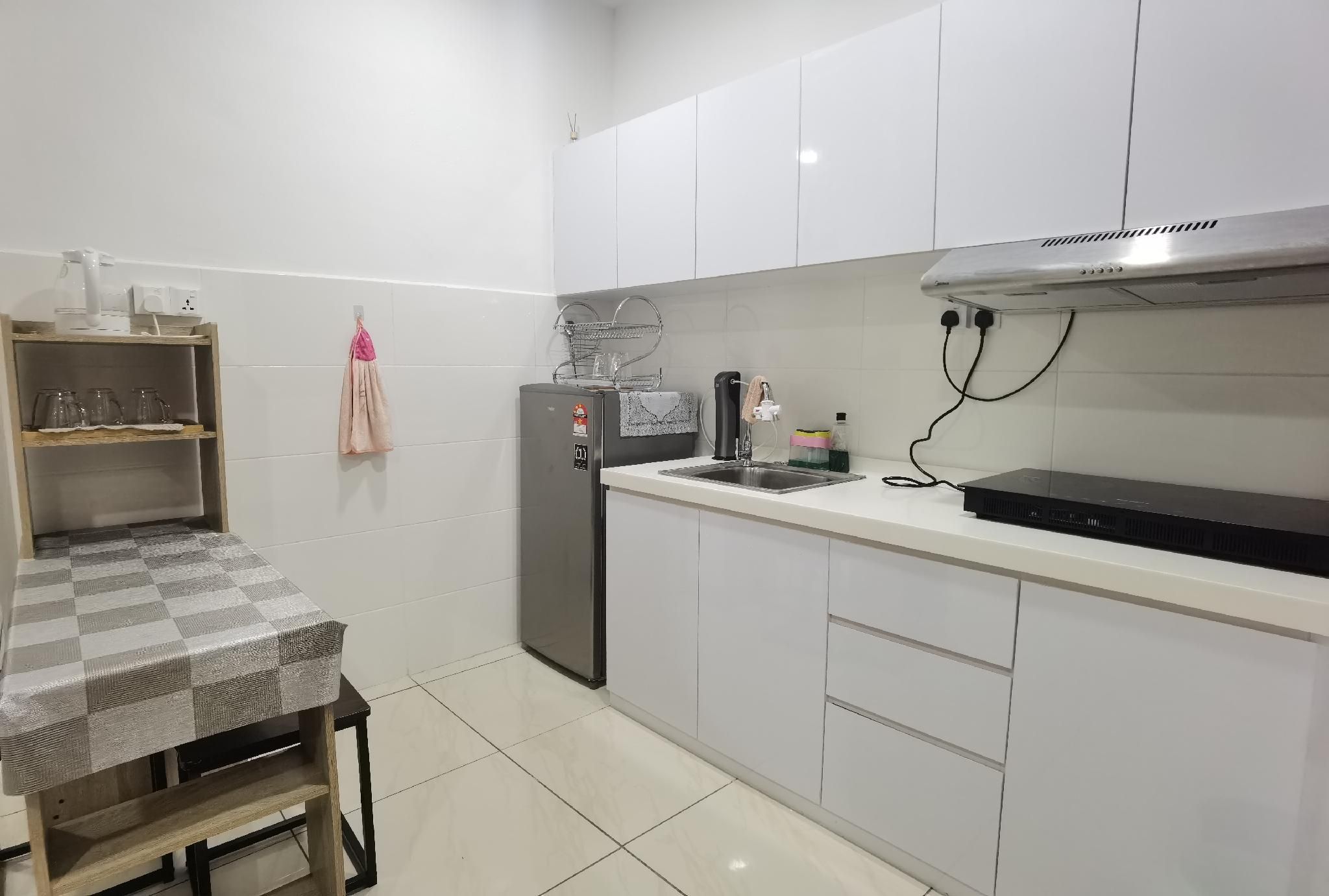 Yezhi Suite _ IGVC @ ITCC Manhattan Suites