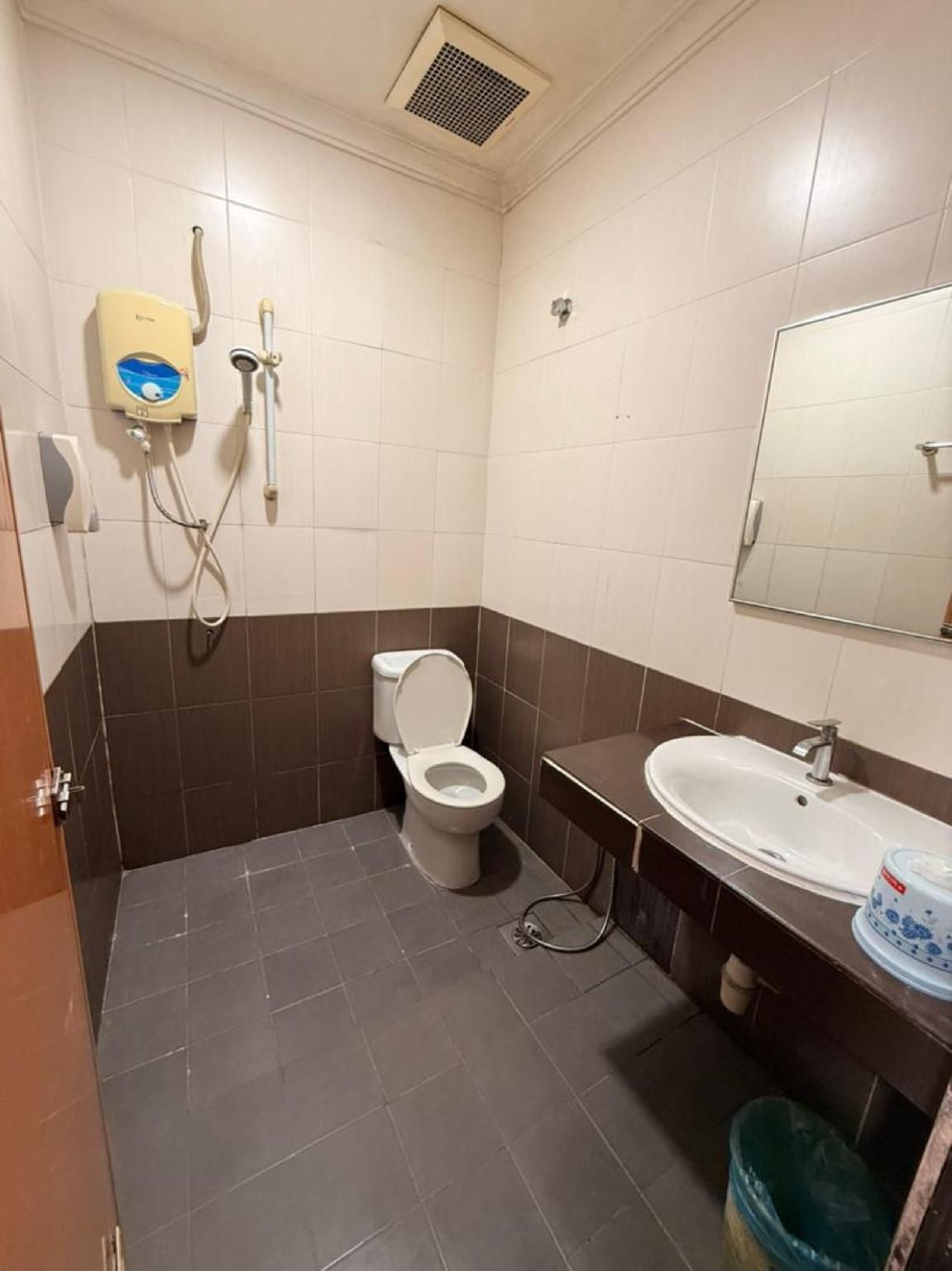 Swing & Pillows @ Dataran Nilai Standard King Room 3