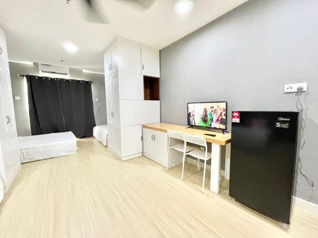 Homestay @ Kampar Champs Elysees with small Garden