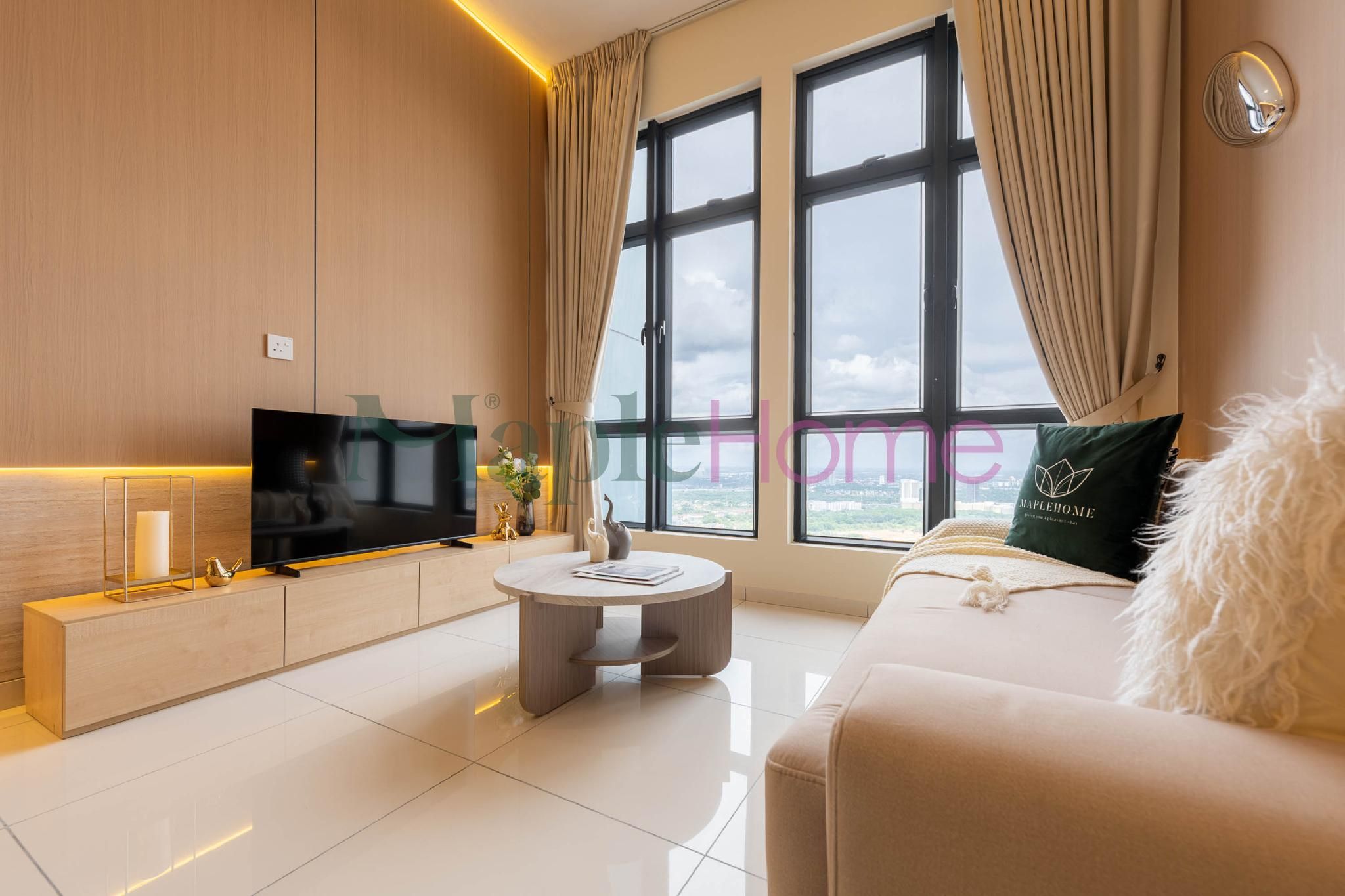 Premier One-Bedroom Suite