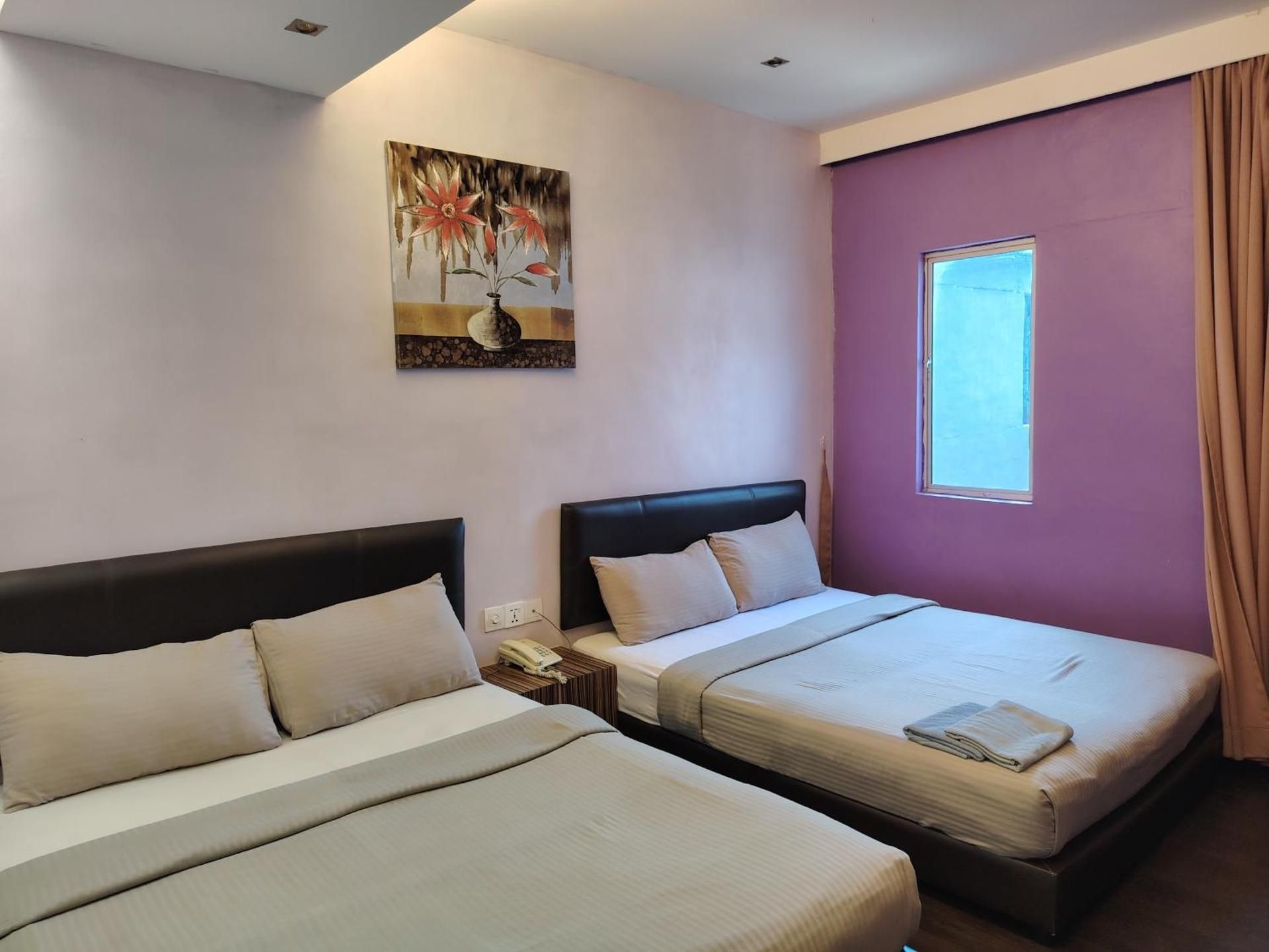 Deluxe Family Room