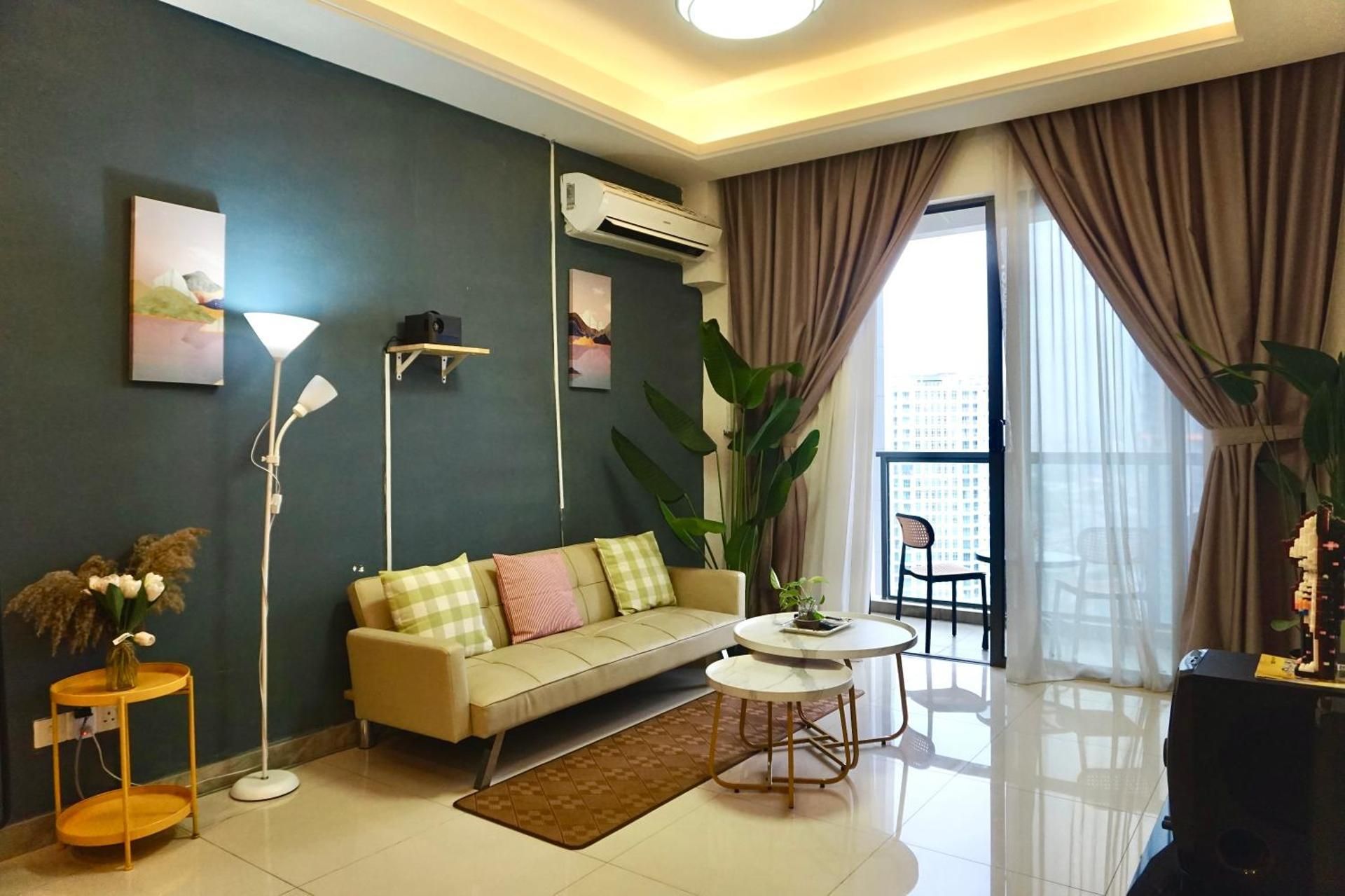 One-Bedroom Apartment