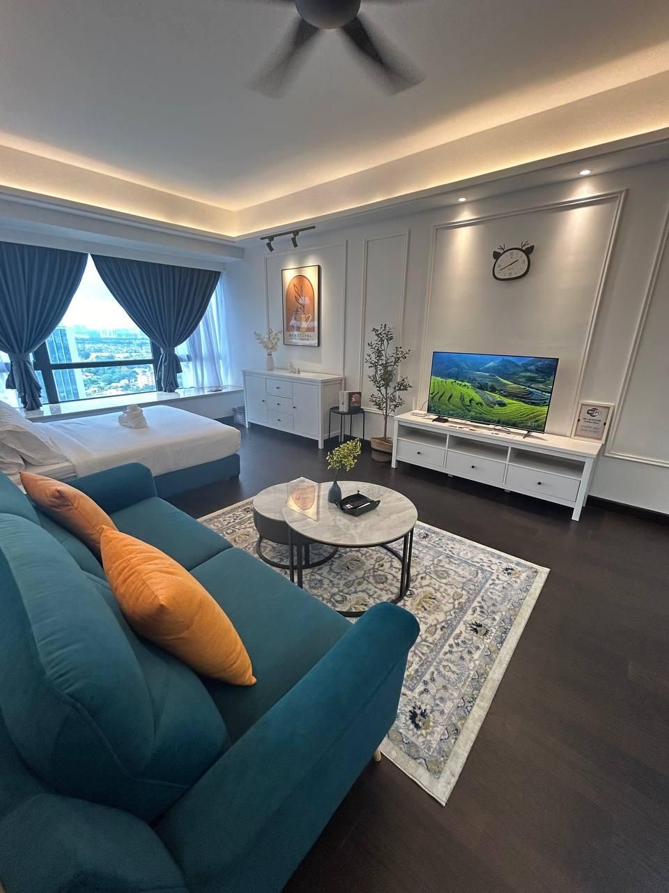 Ecstatic Studio unit at R&F Seine Region by ANJU
