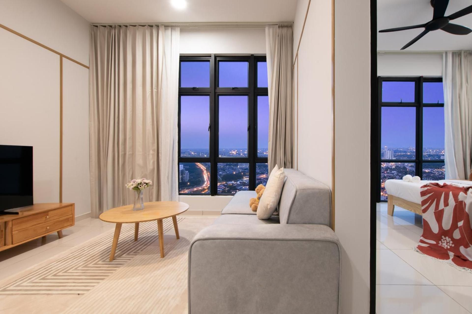 JBCC Space Residency Cityview 2BR Unit With 2Bathroom#530ft²(Free Parking/next to KSL/Exra Bed/Picture Window/Kitchen/ Refrigerator/Washing Machine/Infinity Pool)
